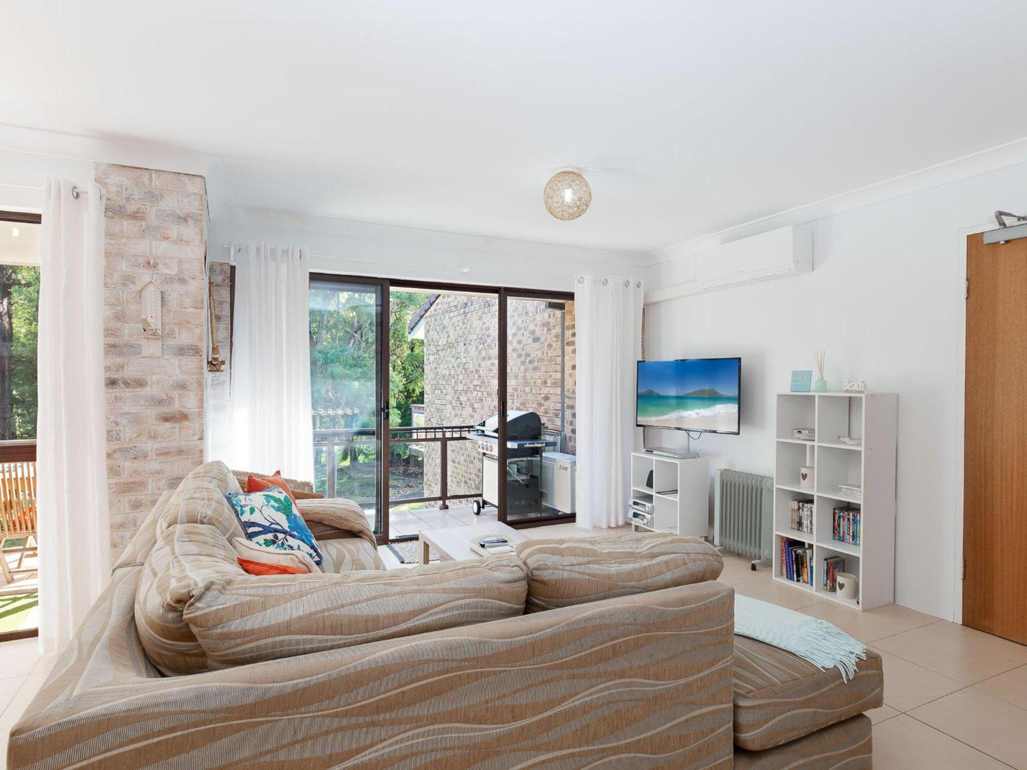 Bay Parklands, 54 2 Gowrie Avenue - air con, wifi, pool, tennis court,child friendly
