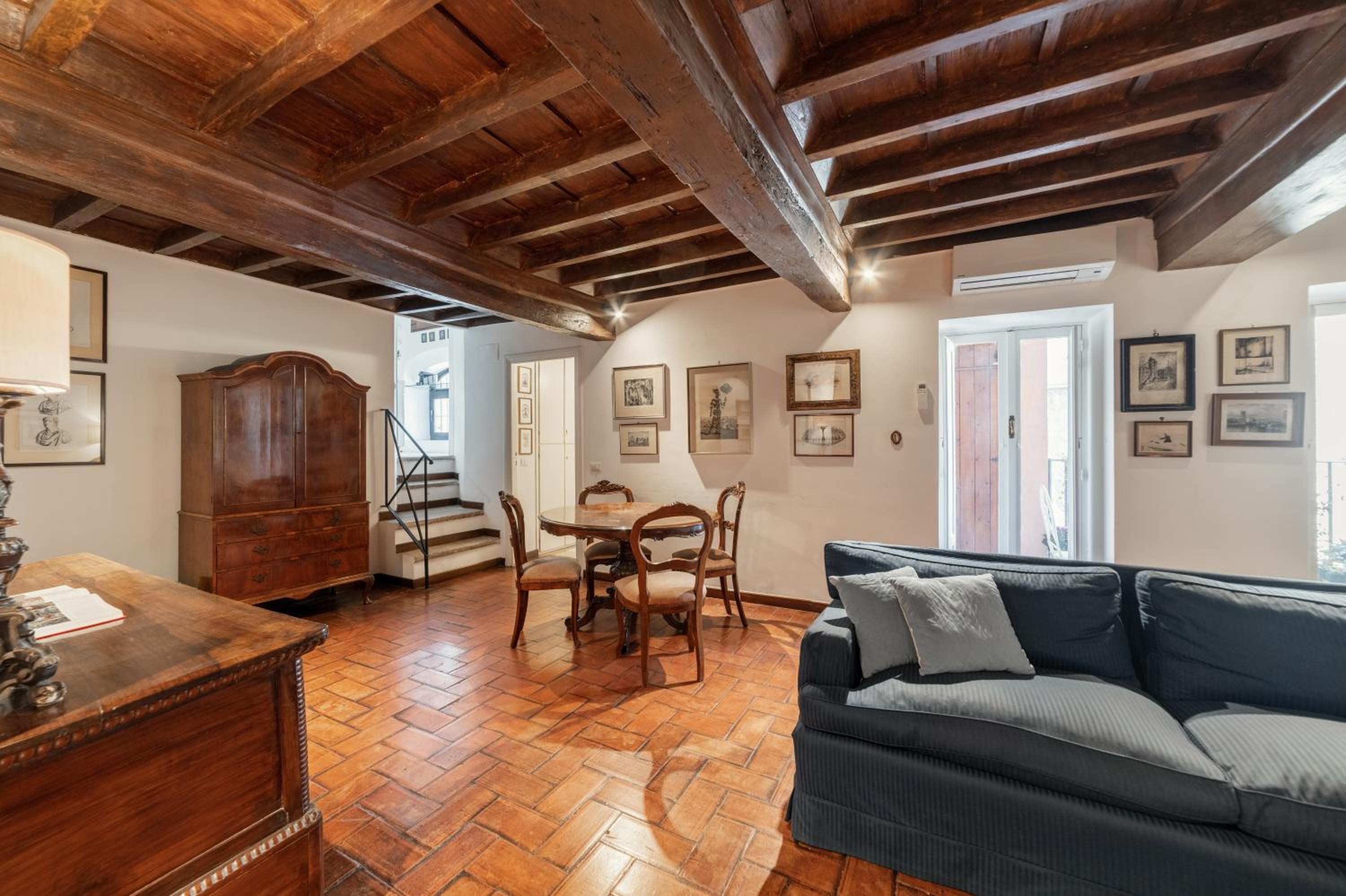 Domus Quiritum Charming, Appartamento d'Epoca a Campo de' Fiori