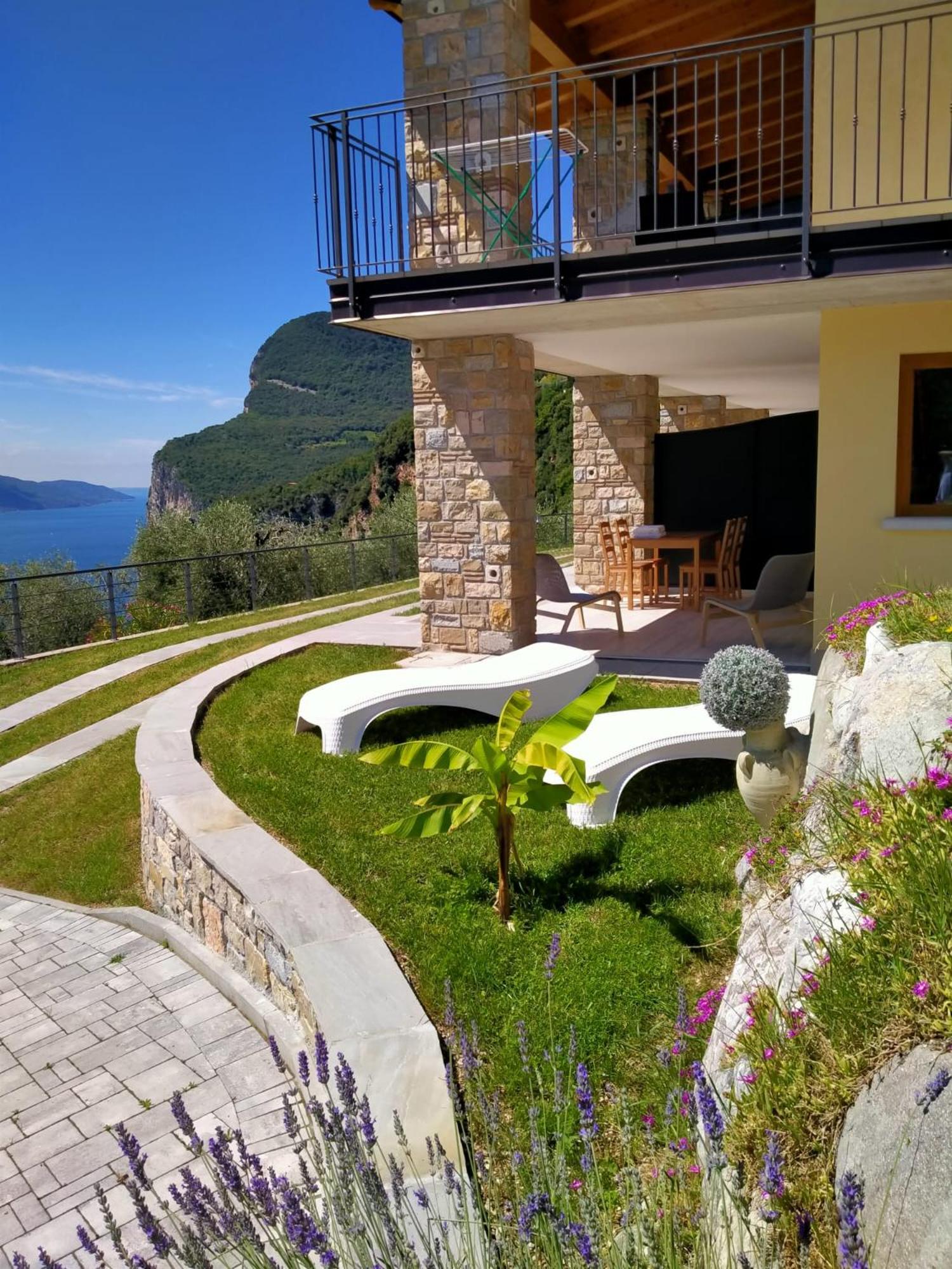 Appartamenti Villa Vagne by Gardadomusmea view 2