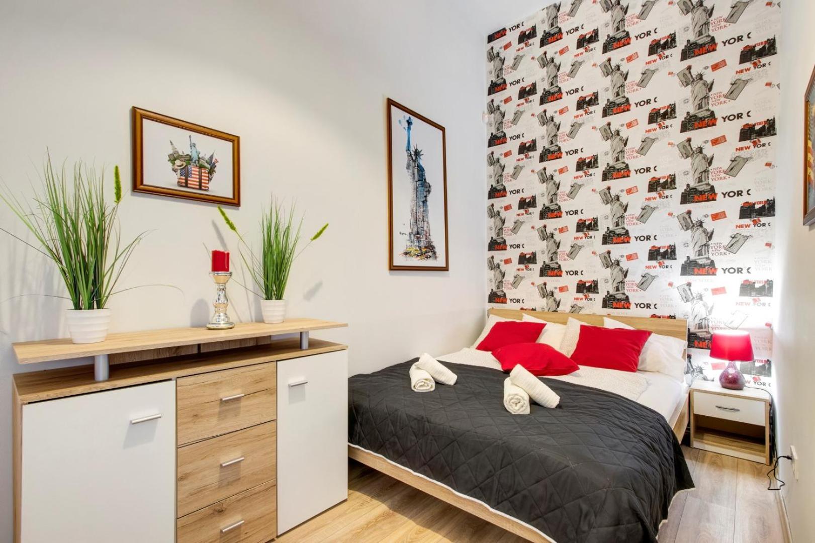 Standard Apartment by Hi5 - Weiner Leo view 3