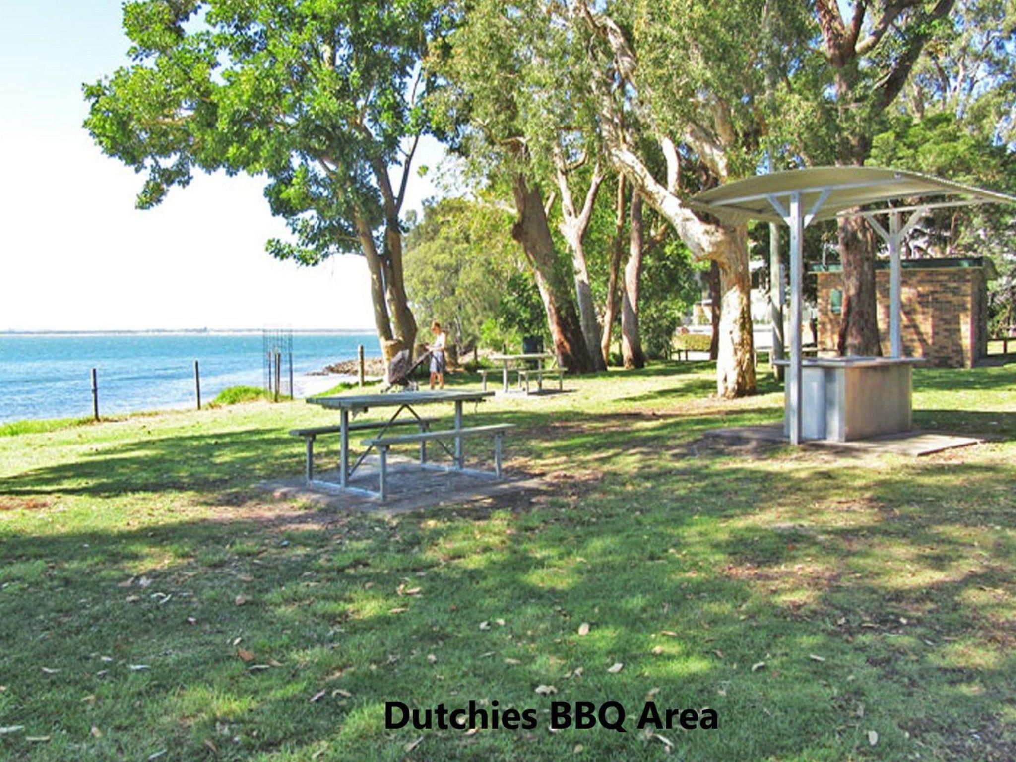 Dutchies Vista, 1 45 Christmas Bush Ave - Ground floor duplex with stunning water views and close to the beach