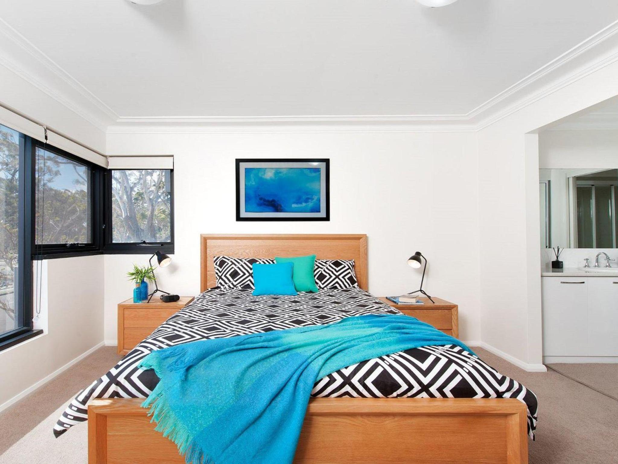 Florentine 6 stunning unit with sensational views