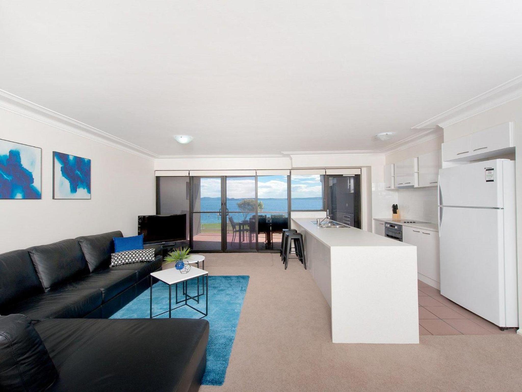 Florentine 6 stunning unit with sensational views