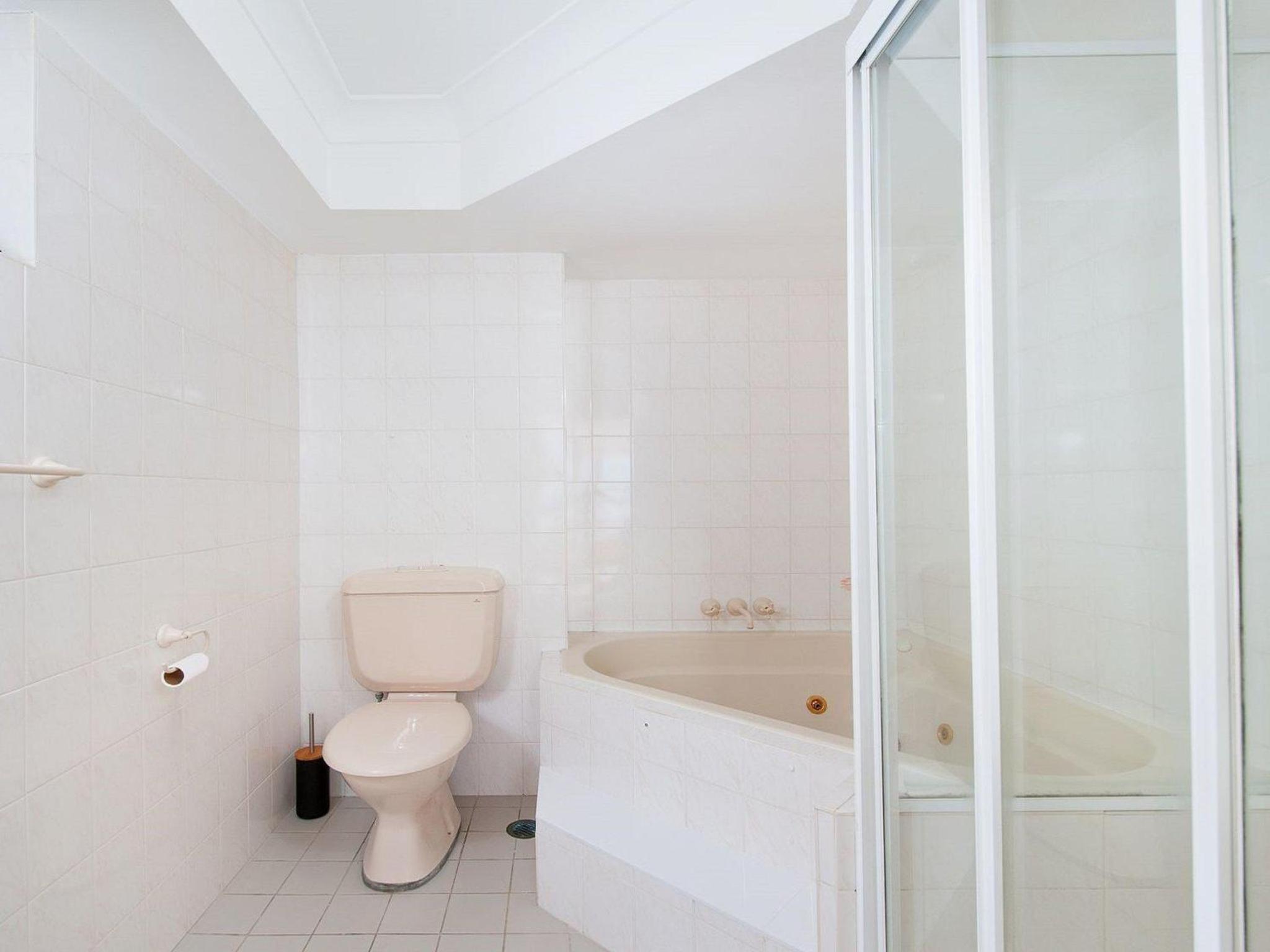 Florentine 6 stunning unit with sensational views