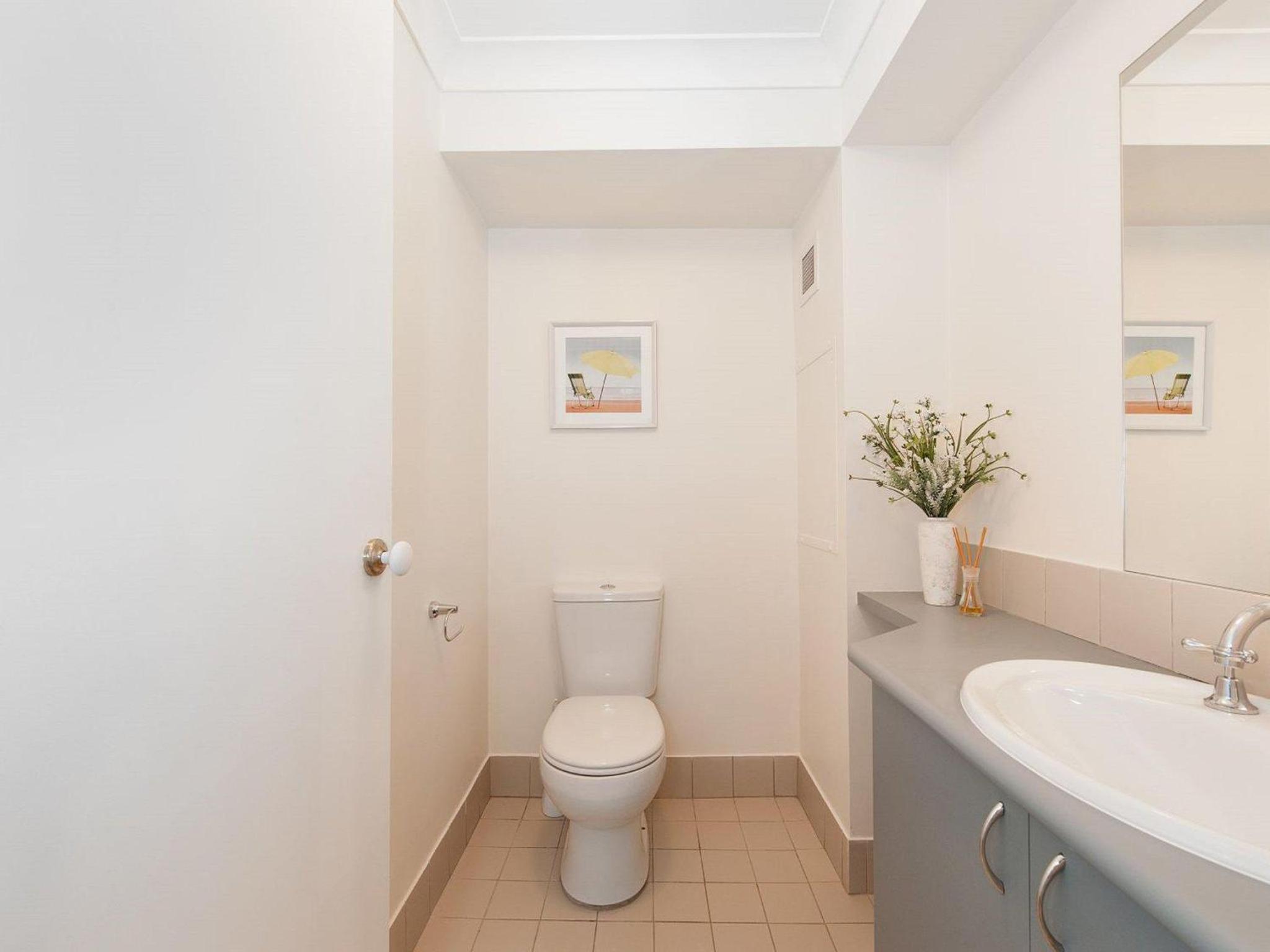 Florentine 6 stunning unit with sensational views