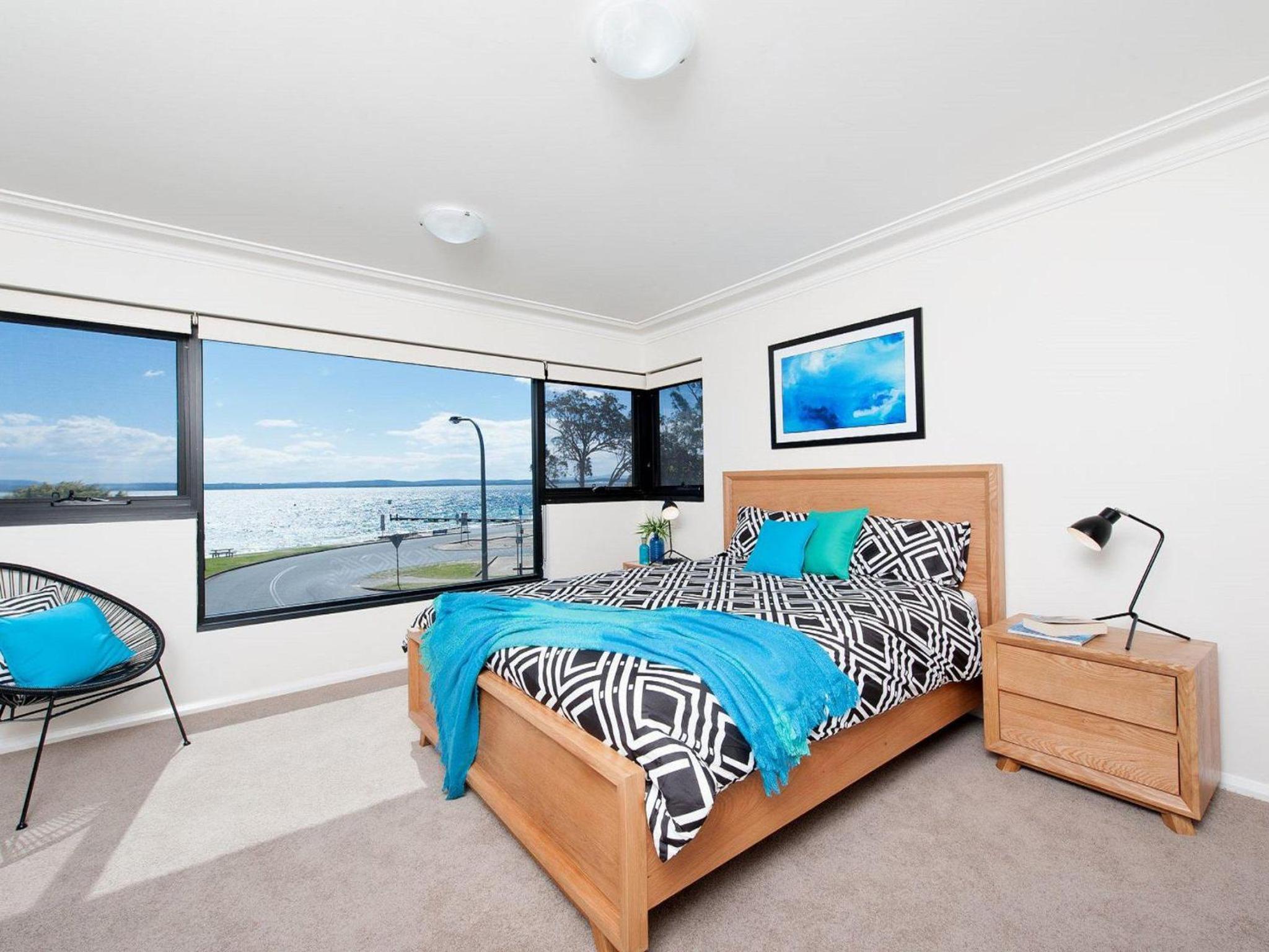 Florentine 6 stunning unit with sensational views