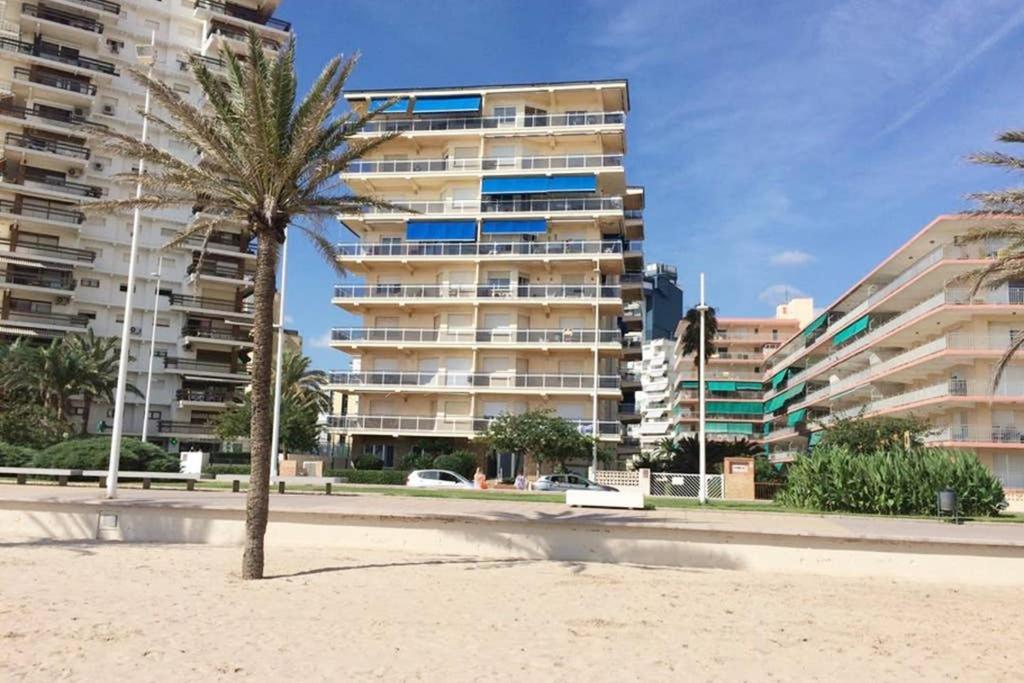 Playa de Gandia 1ere ligne El Galeon view 3