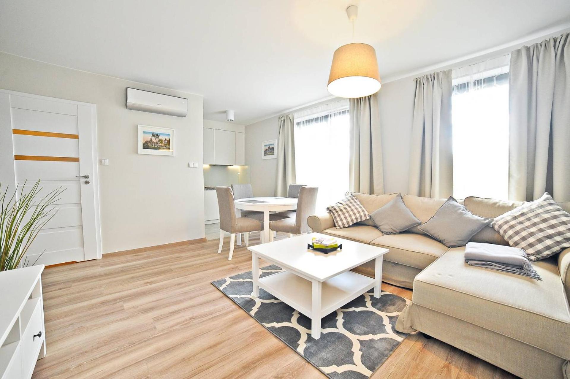 Deluxe Modern Apartment Victoria Residence by Grand Apartments