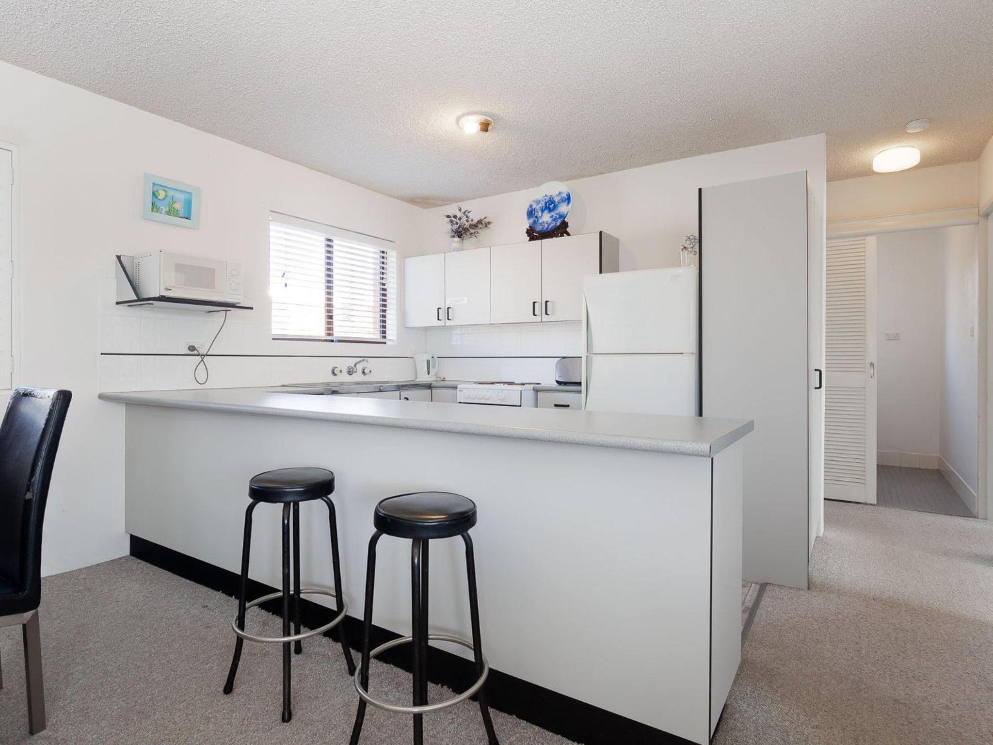 Intrepid 13 fantastic unit with stunning water views