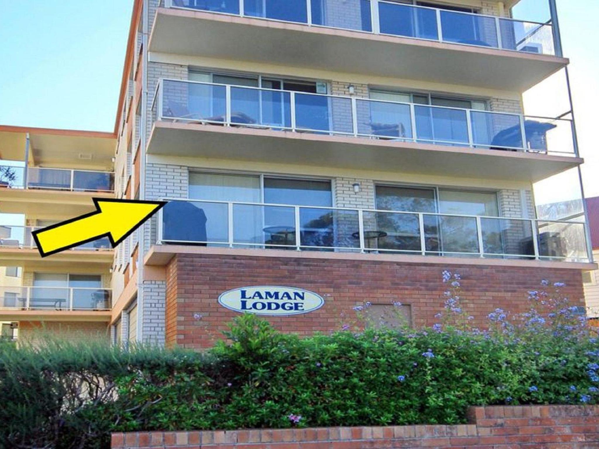 Hotel Laman Lodge, 1,15 Laman Street - Stunning Views, air conditioned unit with water views and Wifi - Image 1