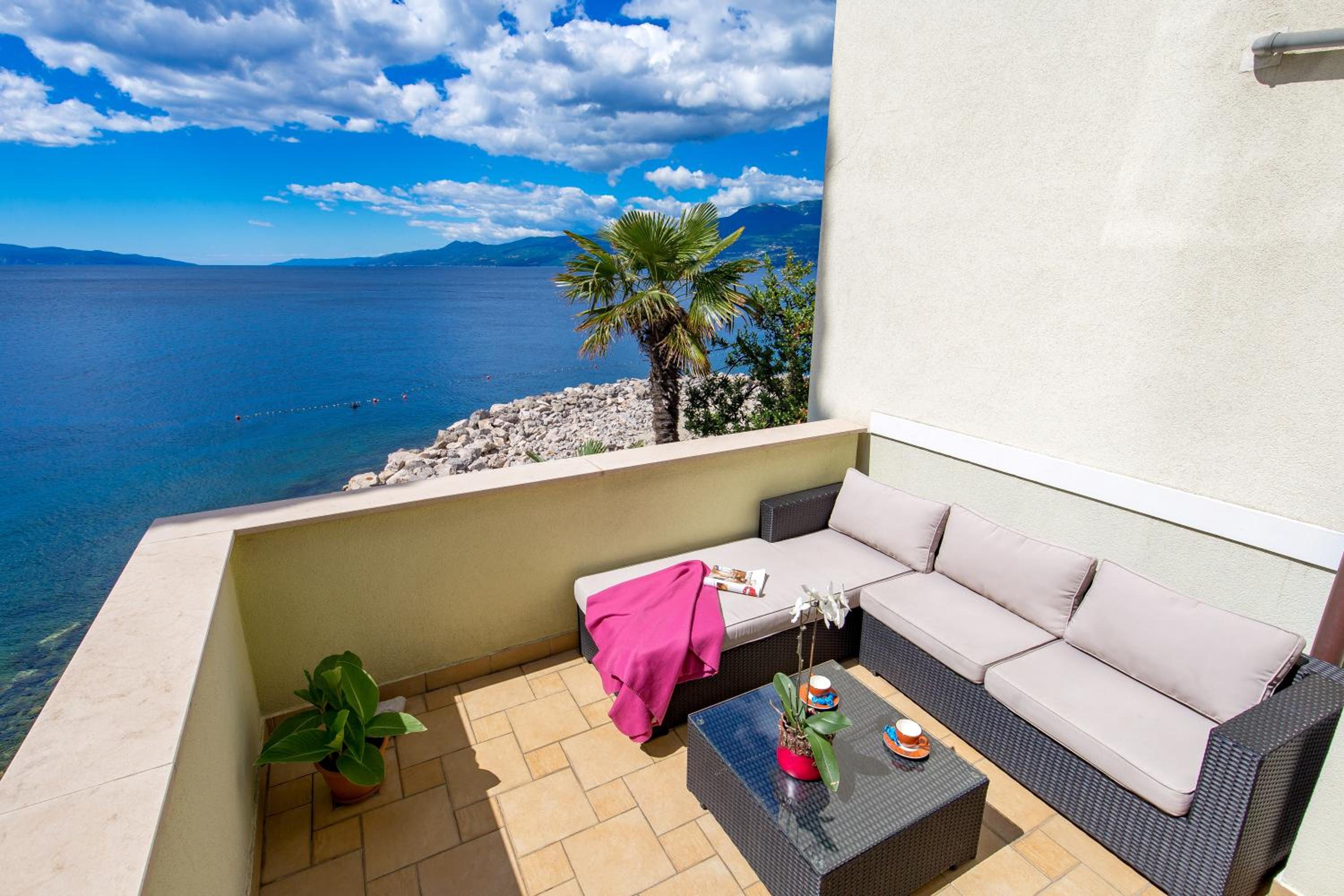 Apartments Villa Nora view 2