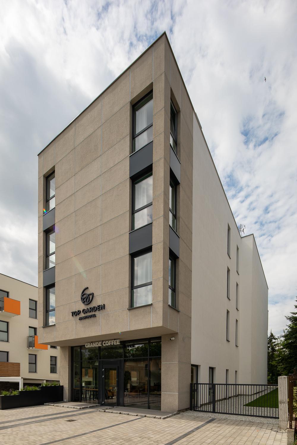 TOP Garden Aparthotel