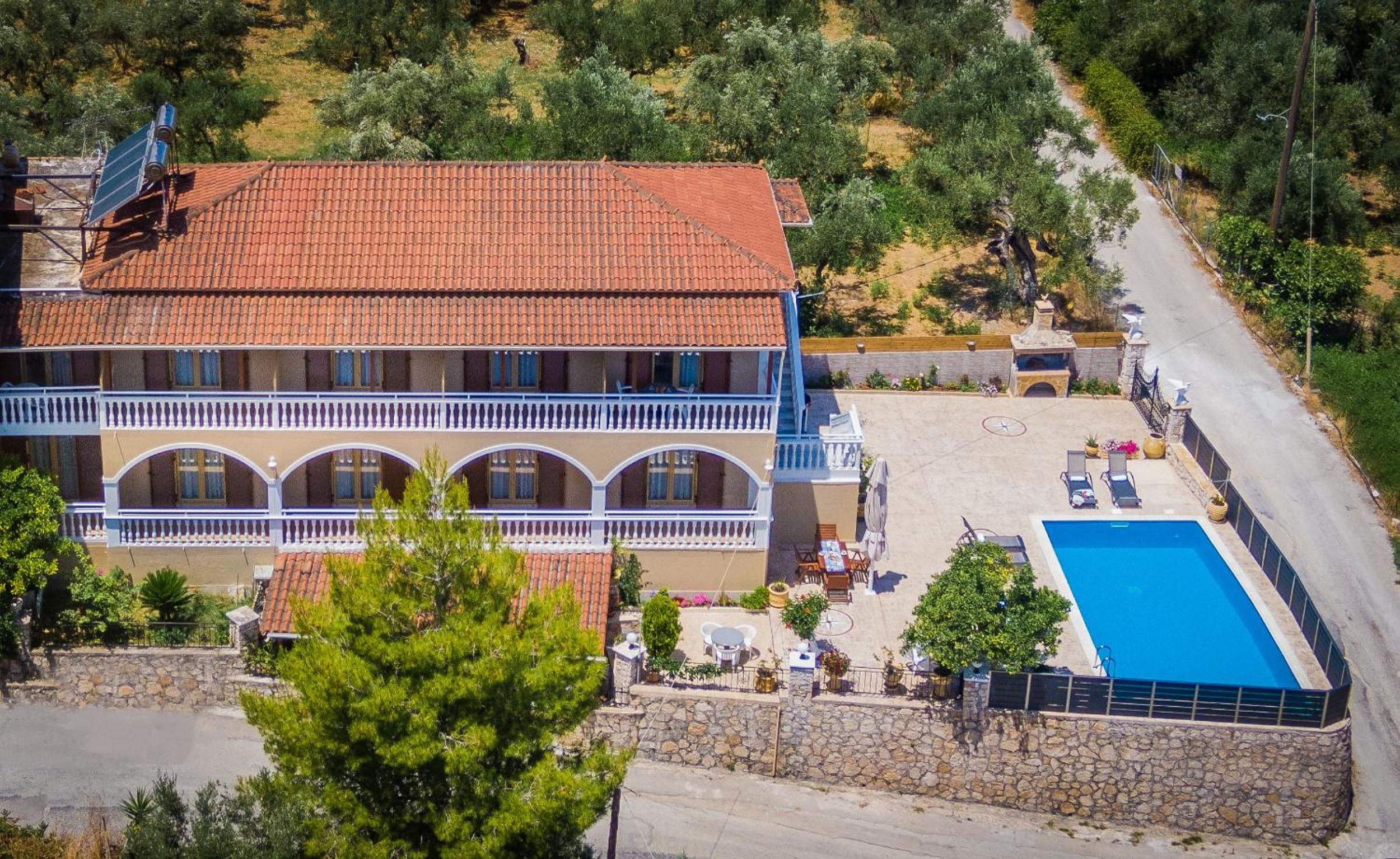 Costas Studios - 450m from Argassi center, by ZanteWize photo 3