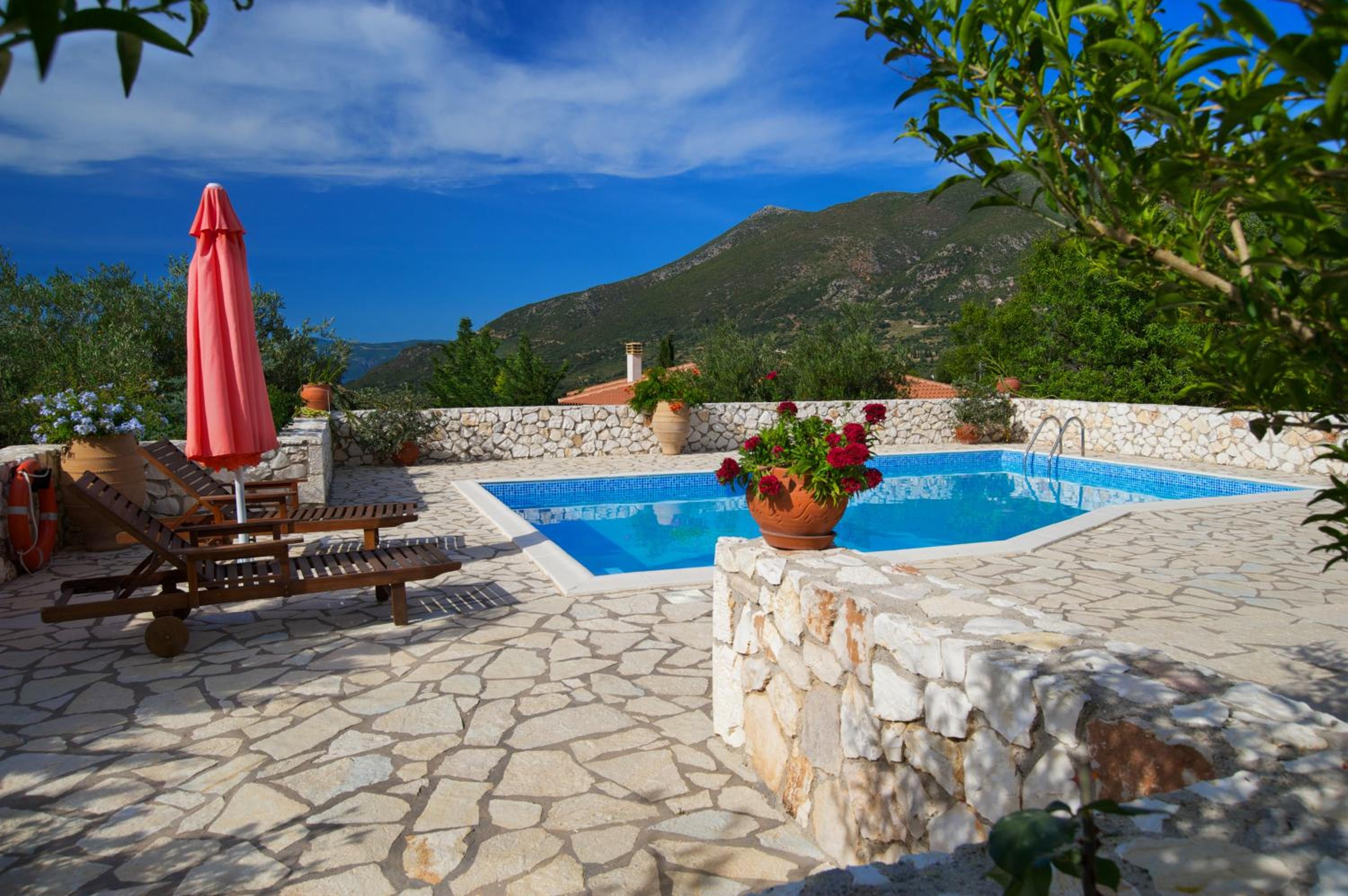 VILLA KOUTSOYPIA STONE HOUSE view 2
