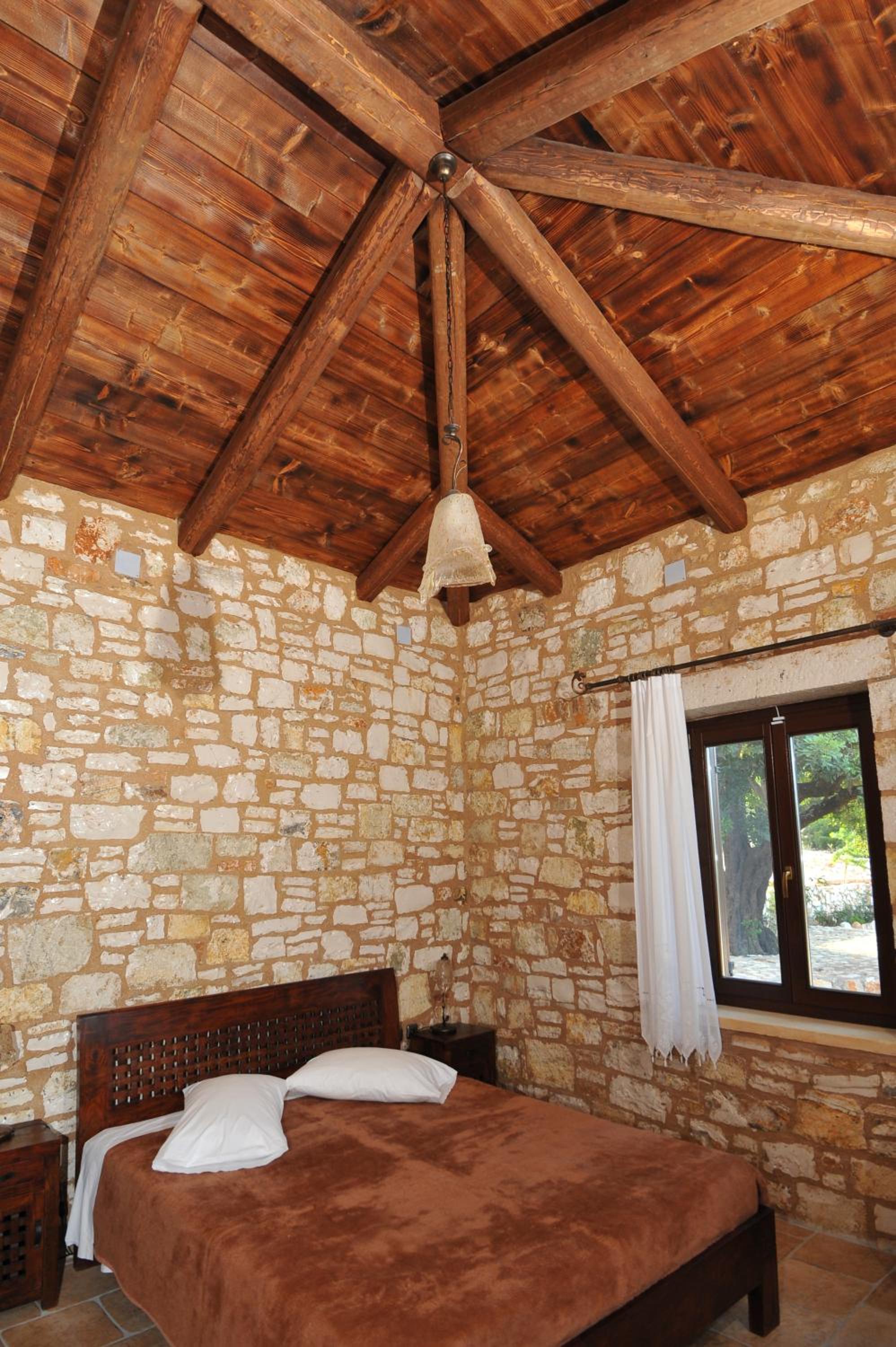 VILLA KOUTSOYPIA STONE HOUSE view 5