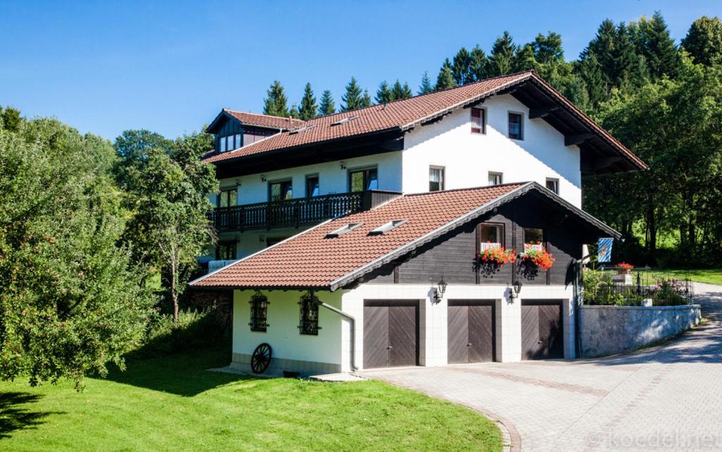 Ferienwohnung Bielmeier view 3