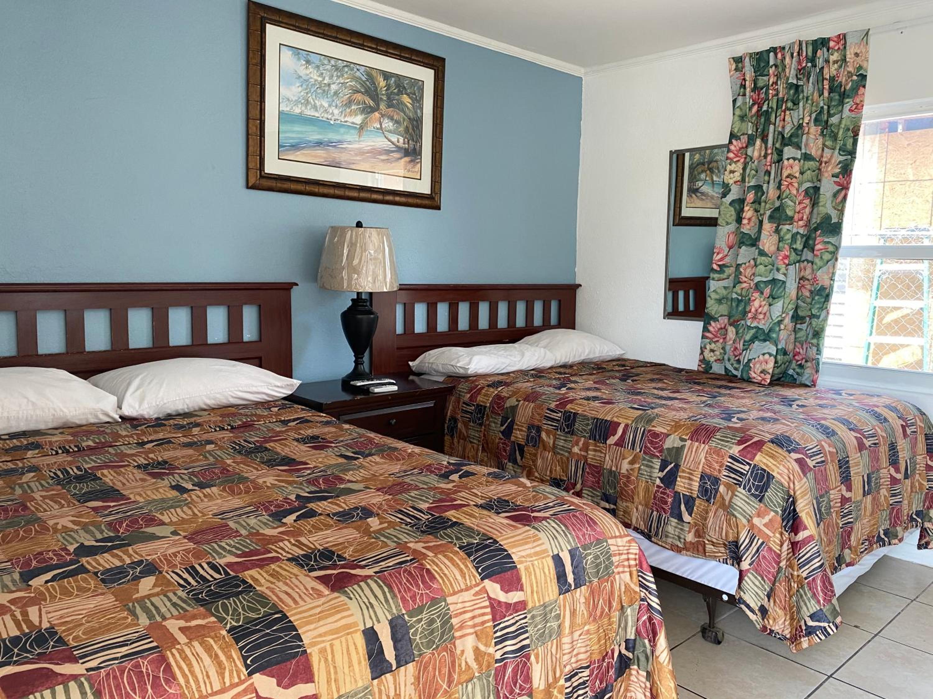 Glades Motel - Naples