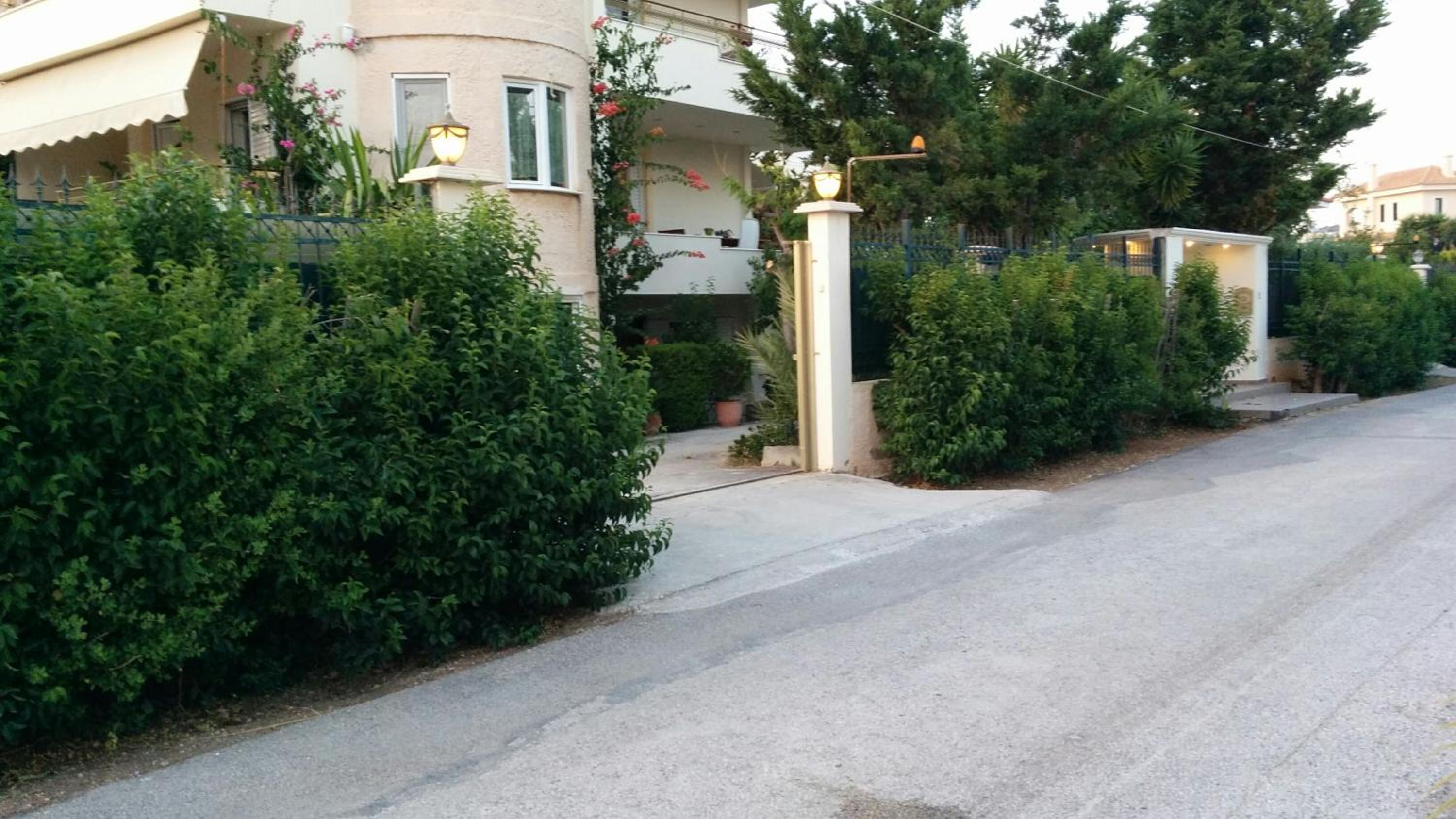 Lovely 2-Bedroom Apartment At Greek Riviera view 2