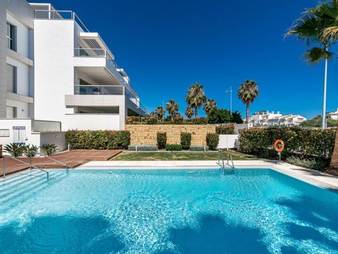 Marbella Vacations - Lujoso apartamento con piscina comunitaria en la Costa del Sol - Property Image 20