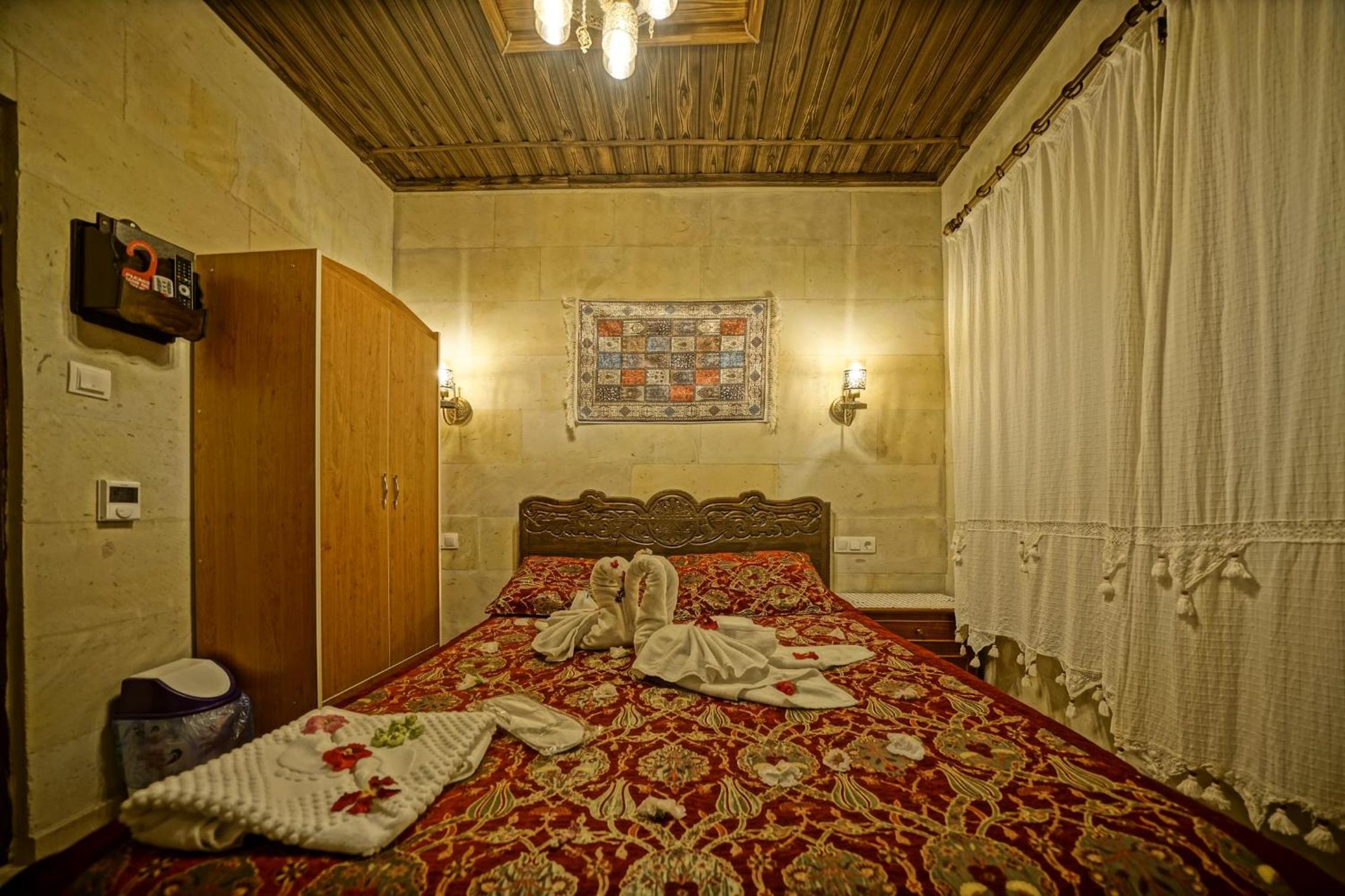 Goreme Valley Cave House becomes Goreme Valley Mağara Evi. - Image 13