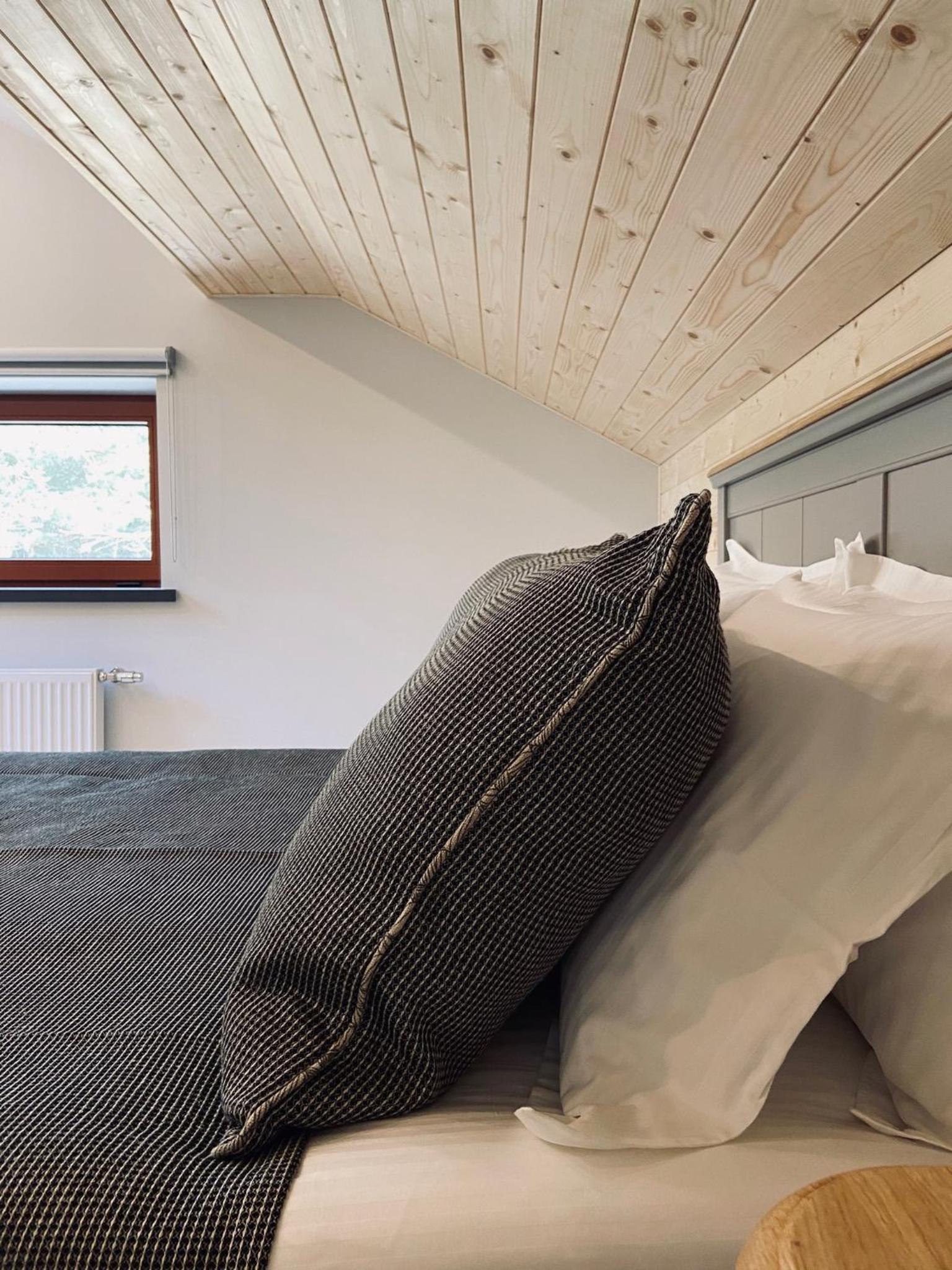 Roze Guest Houses Sklandas
