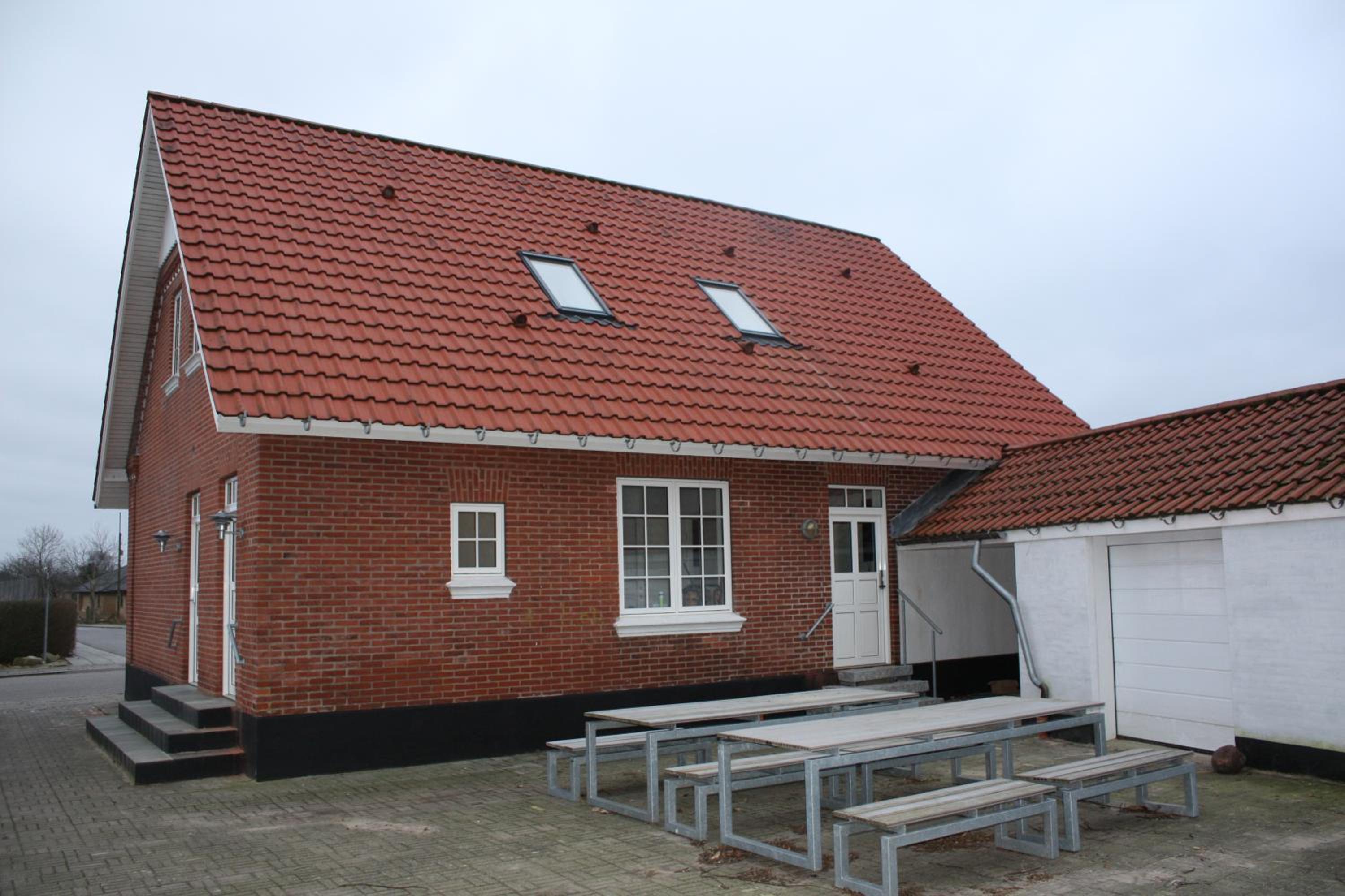 Photo 10