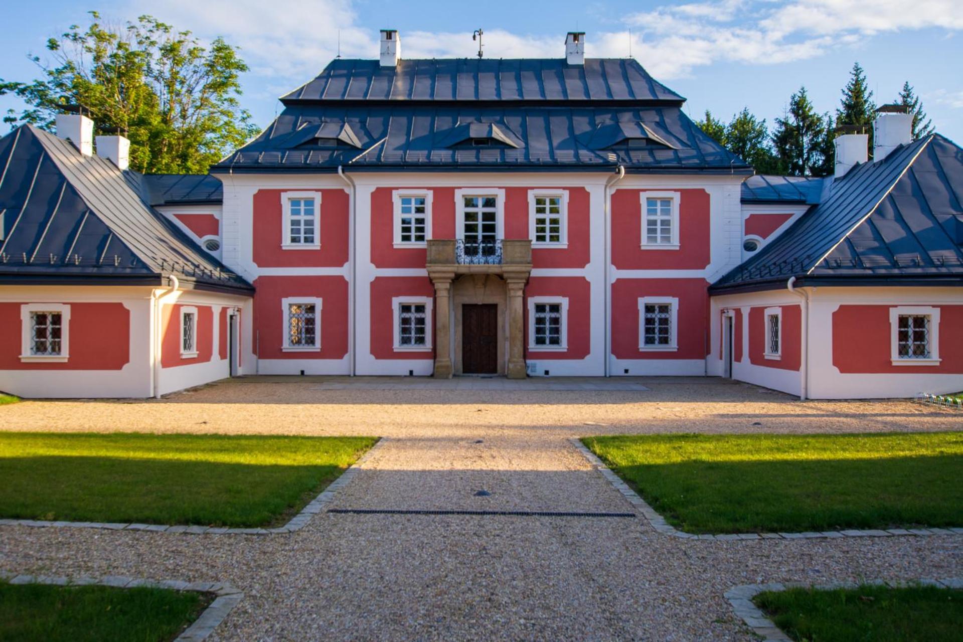 Lovecký zámek Karlštejn