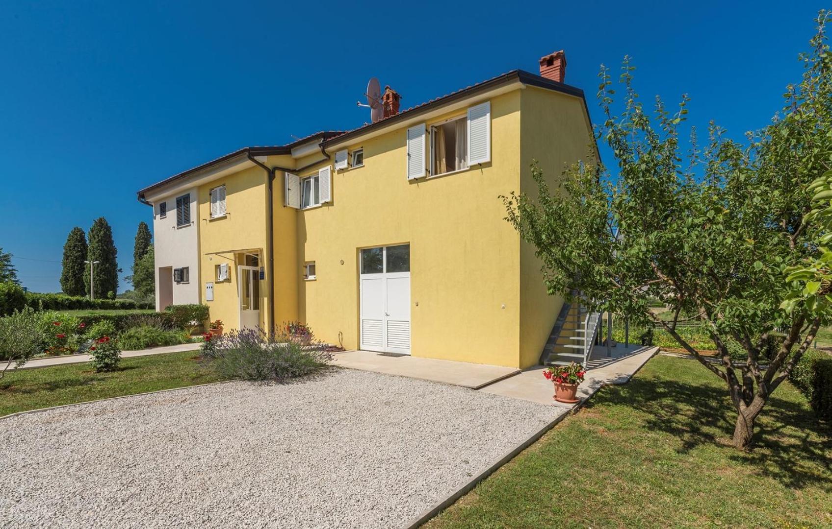 Hotel Apartment Nensi - Image 1