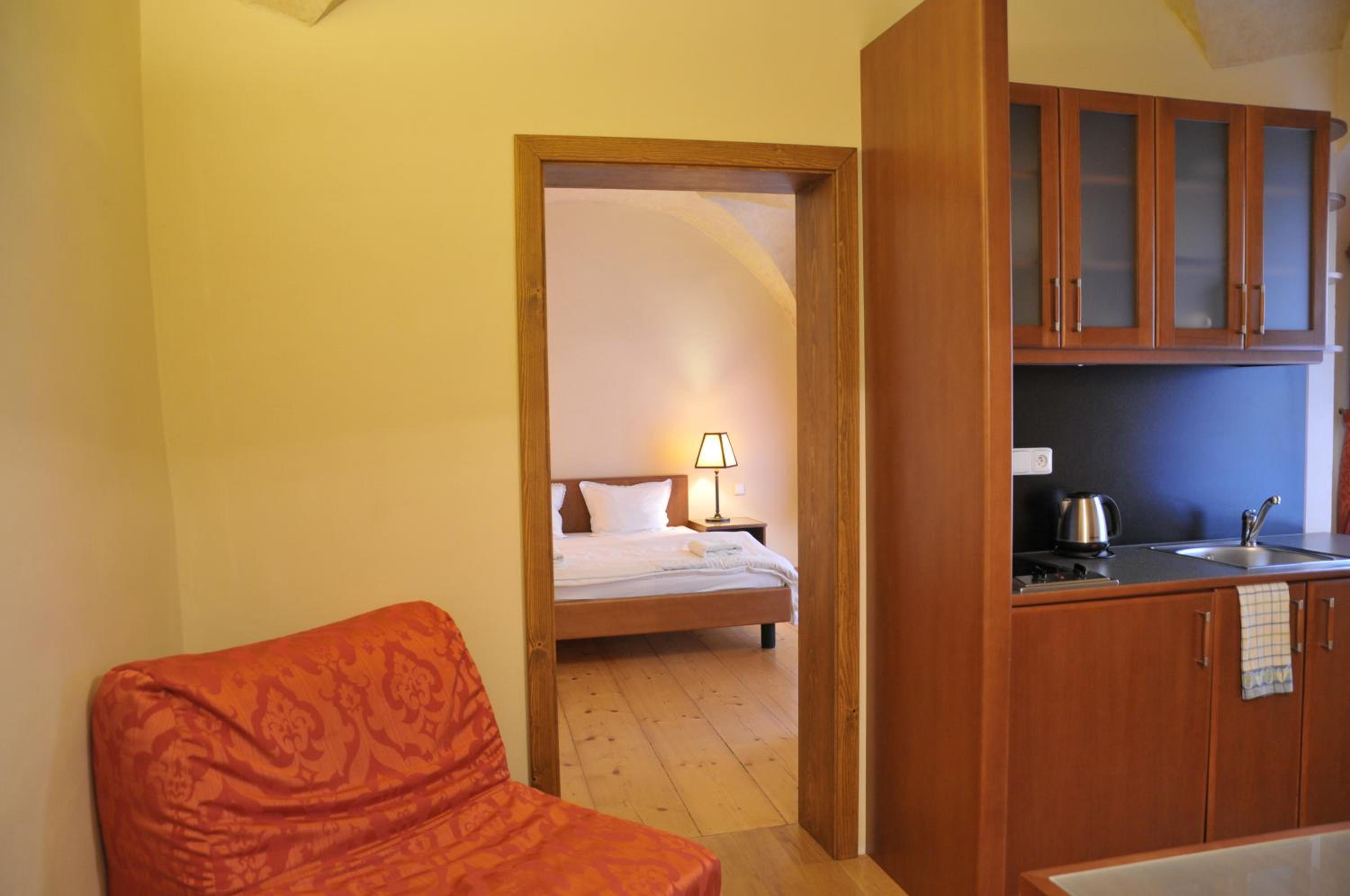 Residence Thunovska