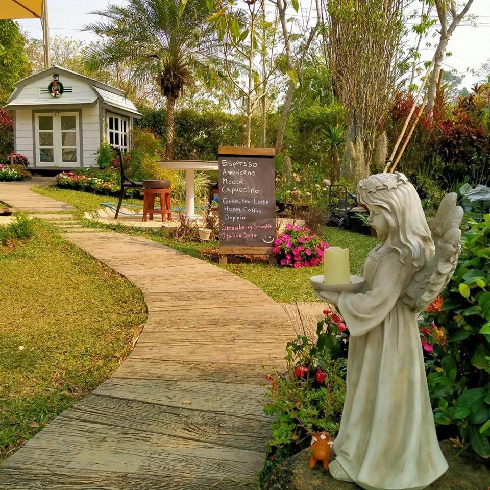 Baan JaoKorKluay บ้านเจ้ากอกล้วย