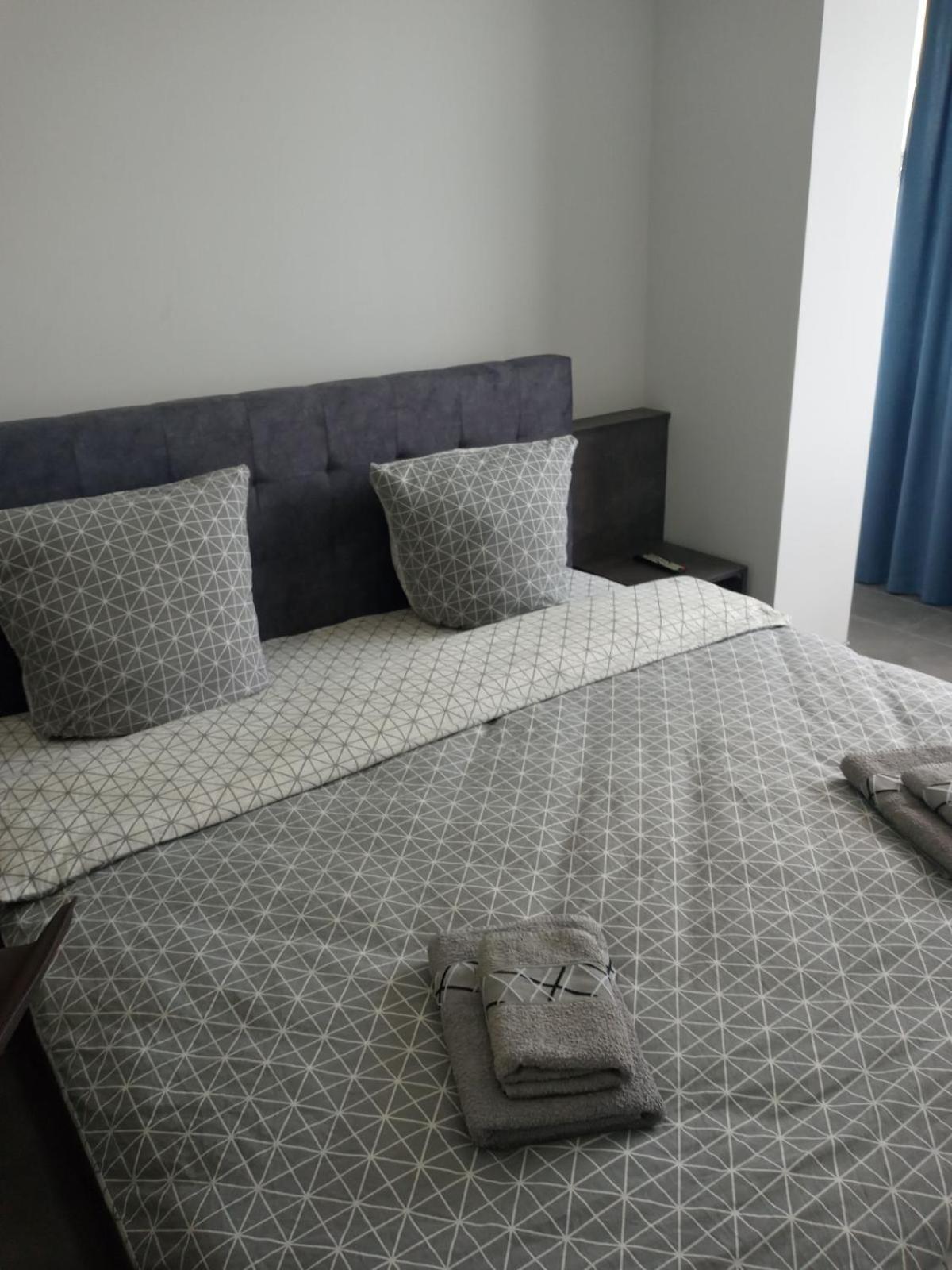 Luxury Central Apartment view 3