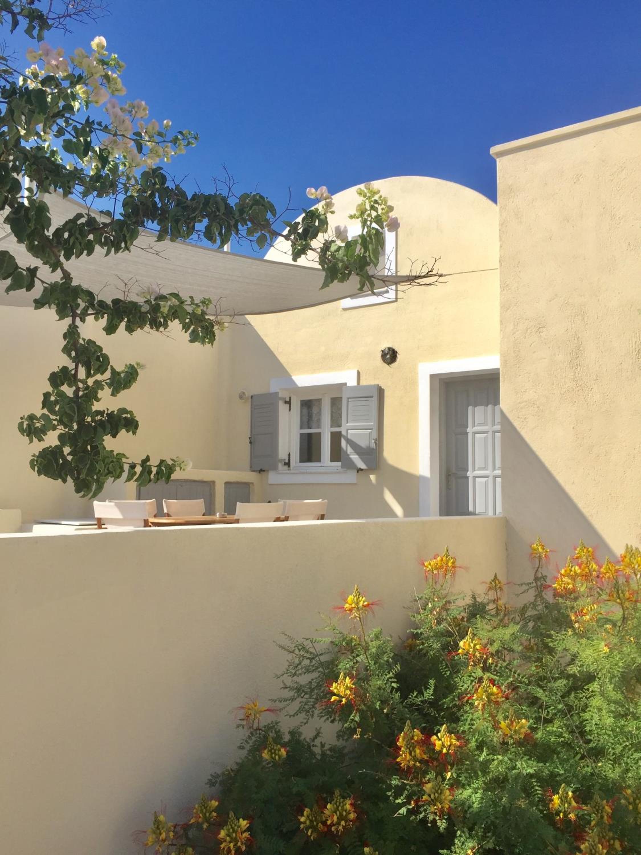 Ampelos Executive Houses
