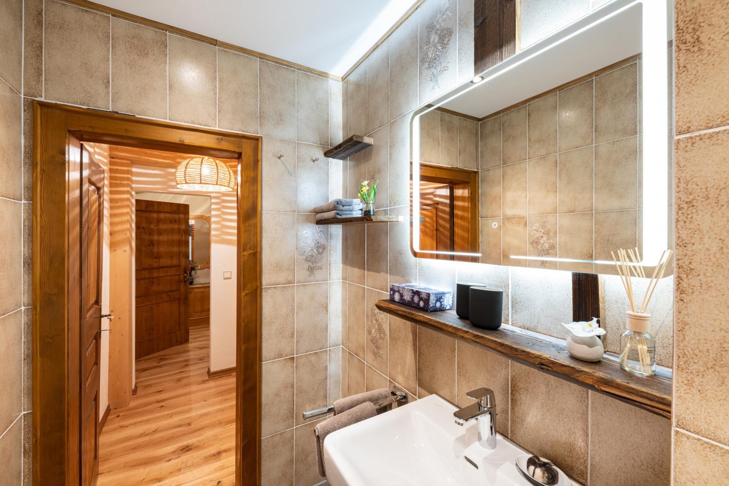 LUXURY Biochalet Charles