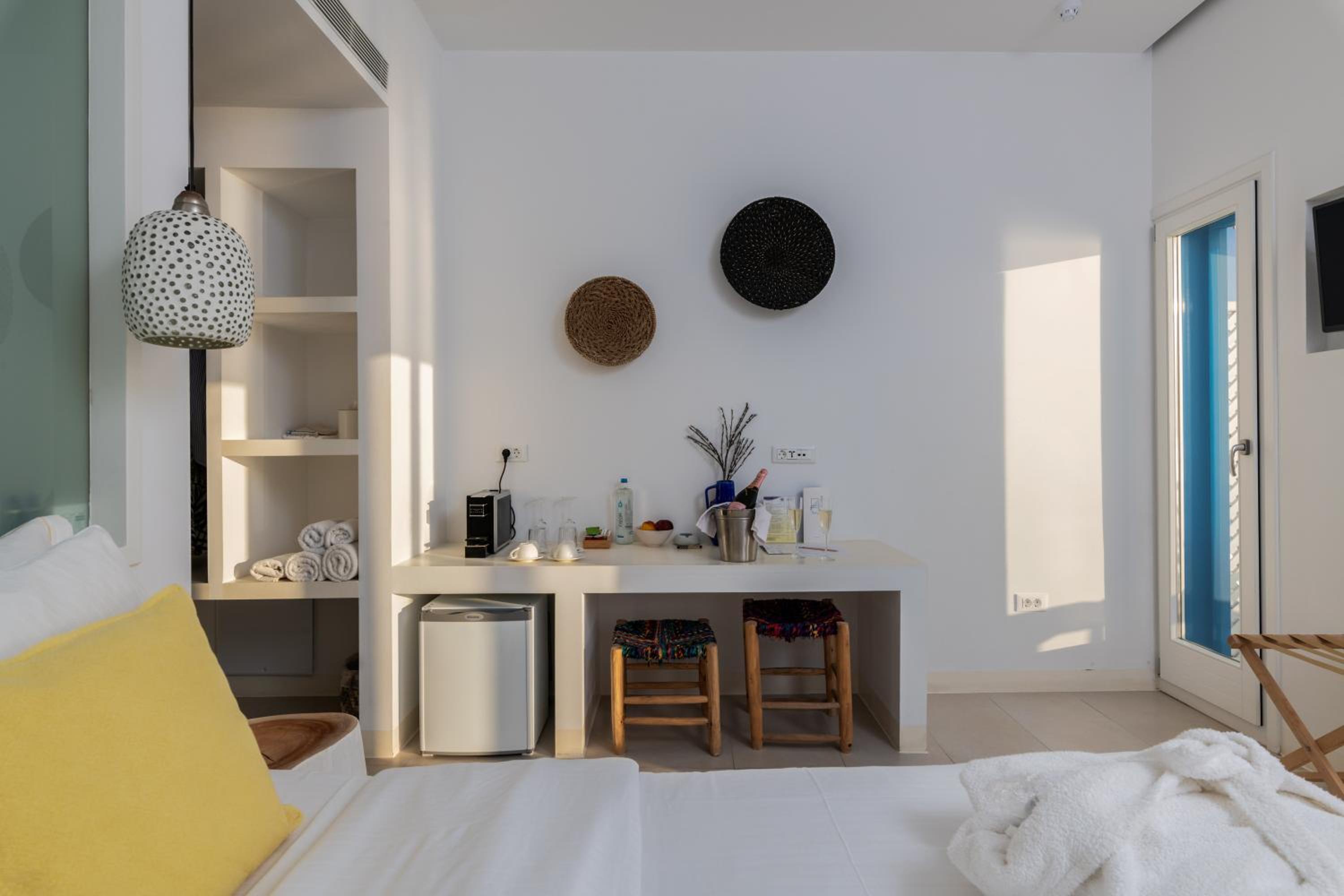 Bluetopia Suites photo 5