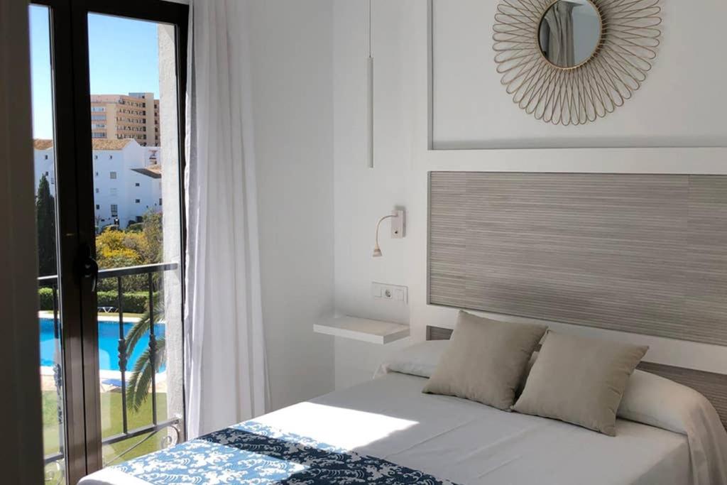 Luxury Modern Apartment by the Beach