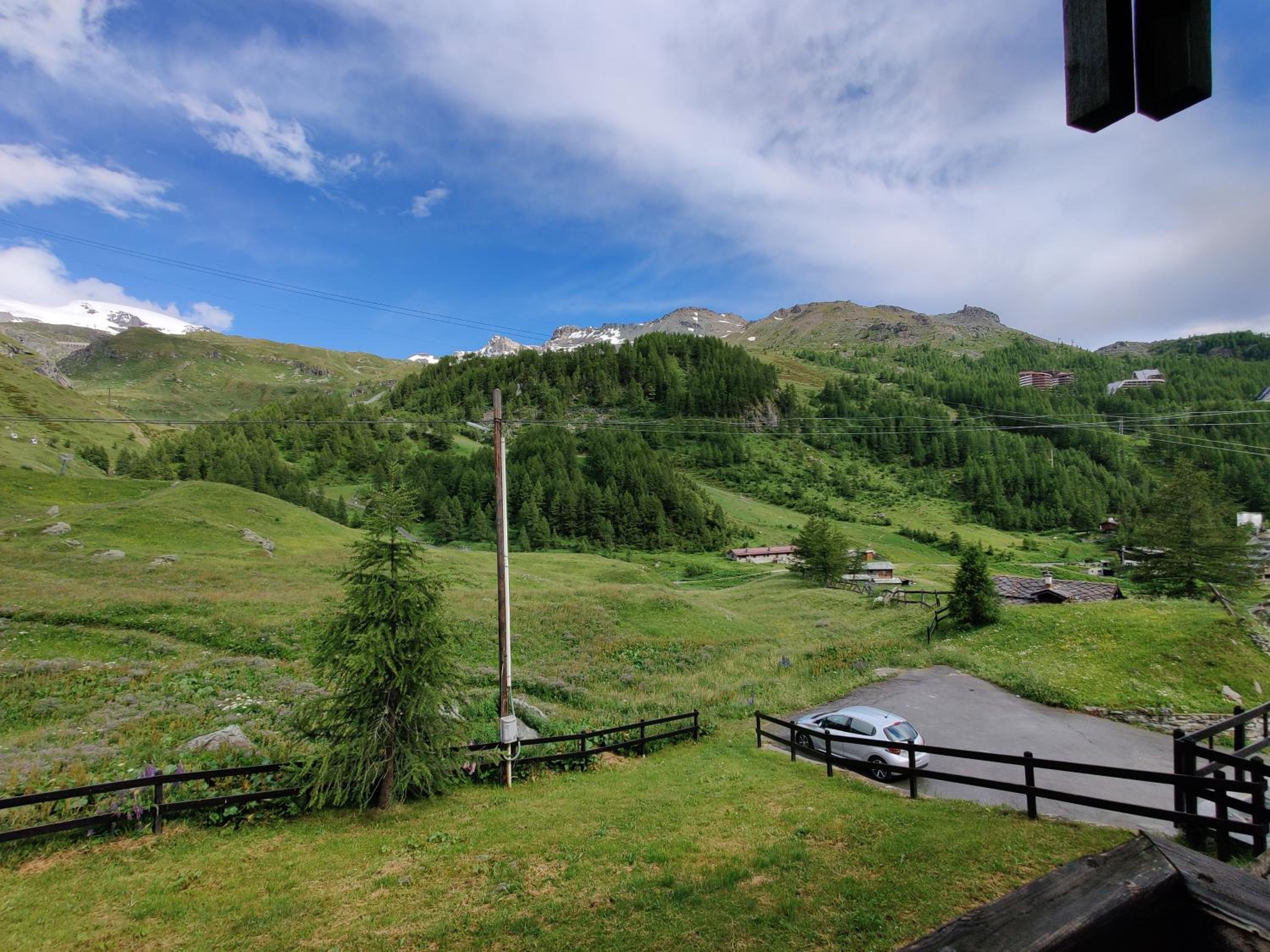 Skichalet Cervinia BASSI view 5