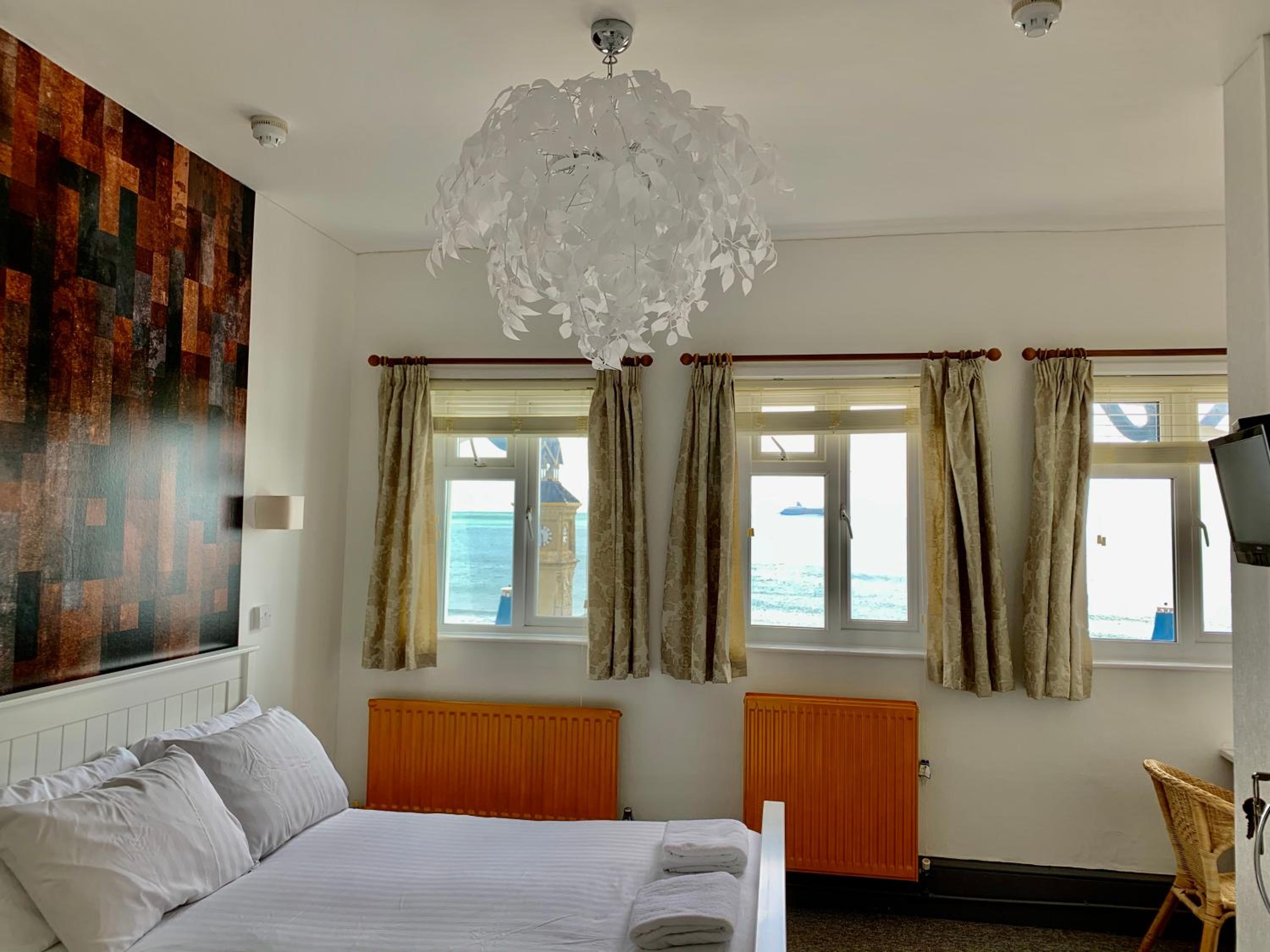 Waterfront Inn