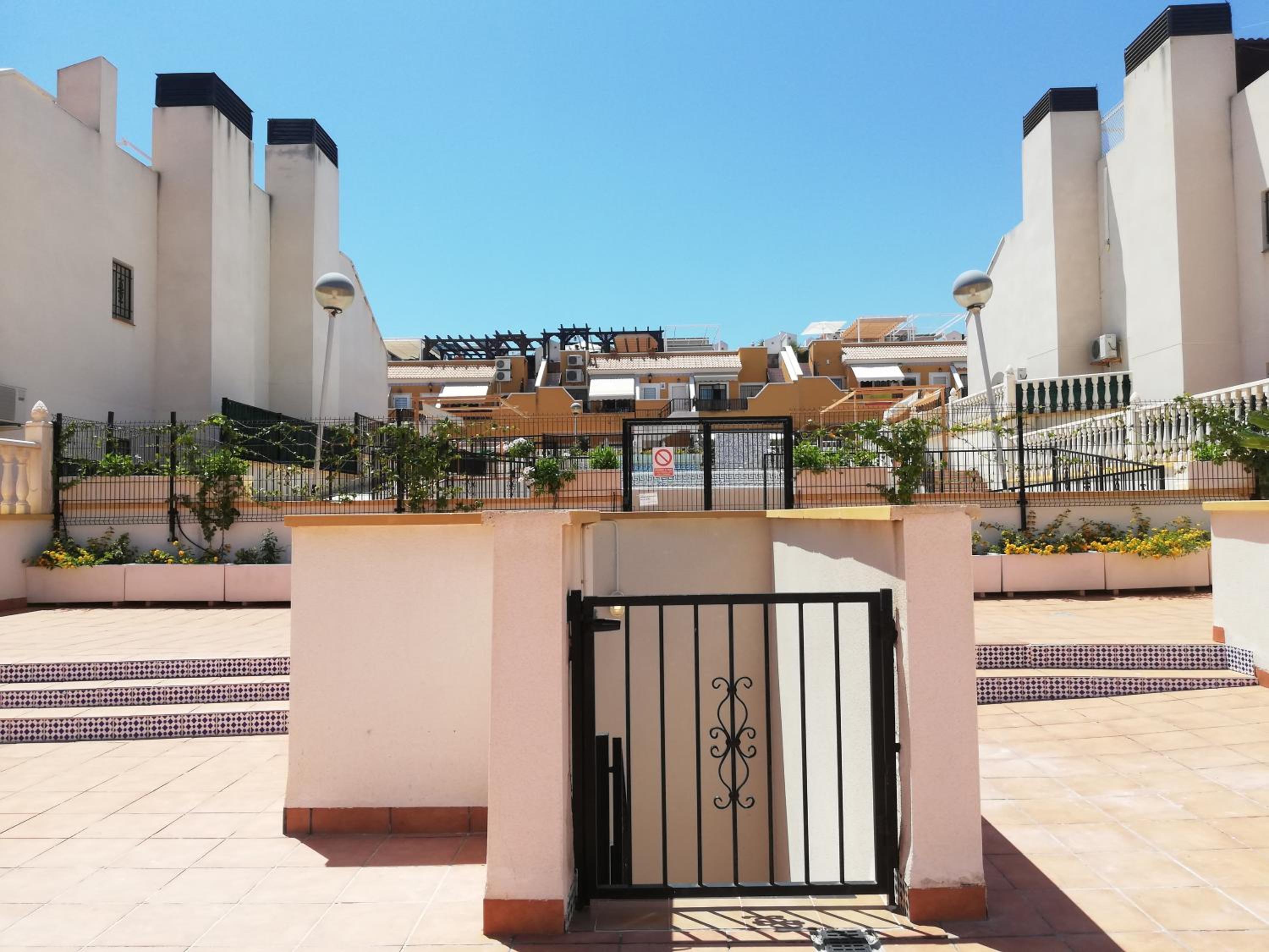 Bungalow Arenales del Sol, Alicante view 2