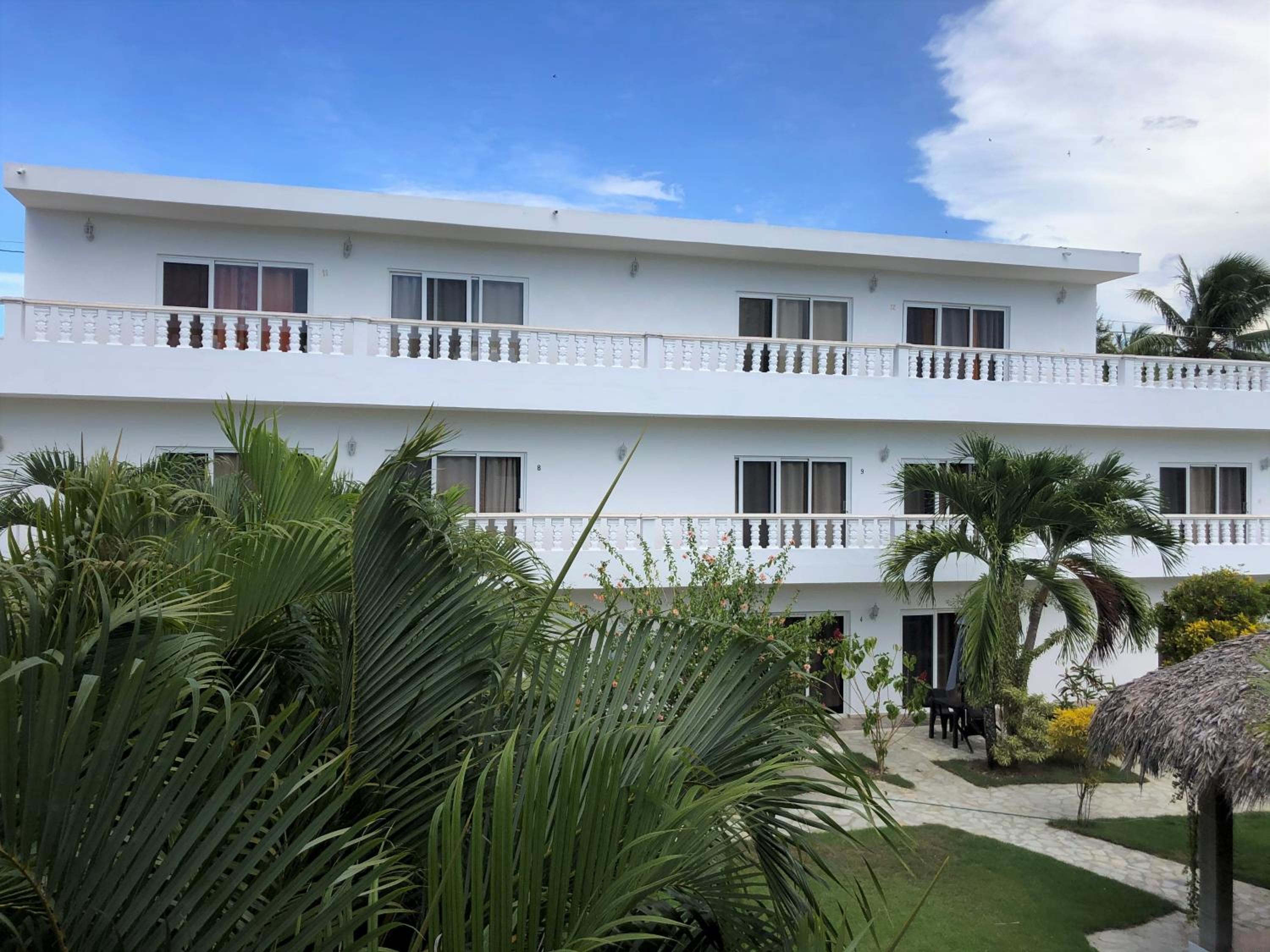 Hotel Diamond Hotel Cabarete - Image 1