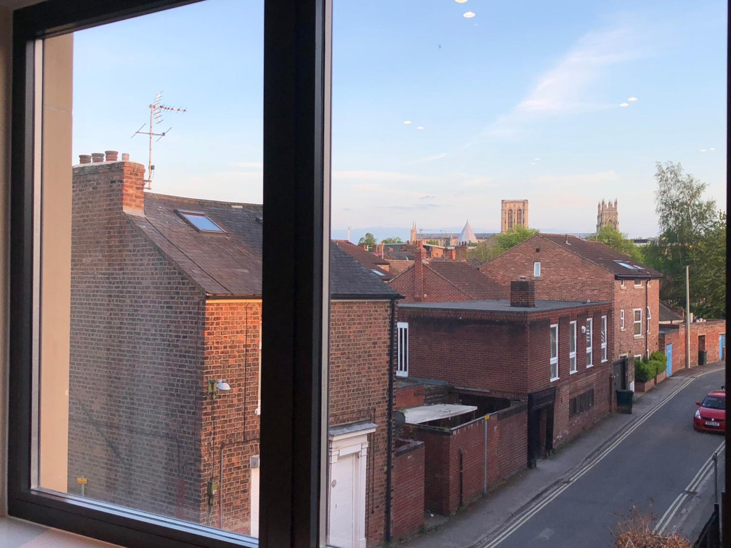 Vikings Two Bedroom Apartment With Free Parking. view 3