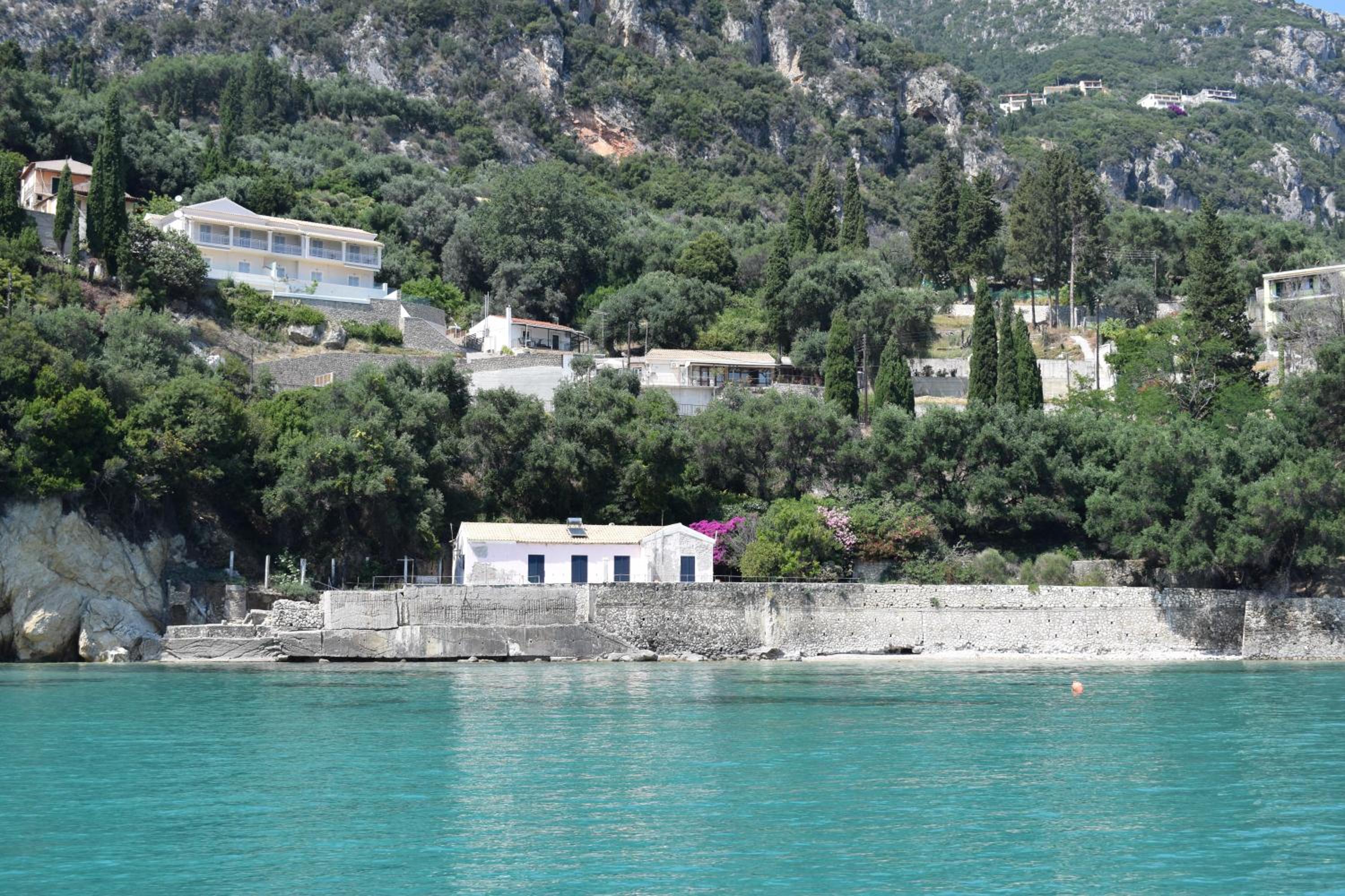 Photo 48