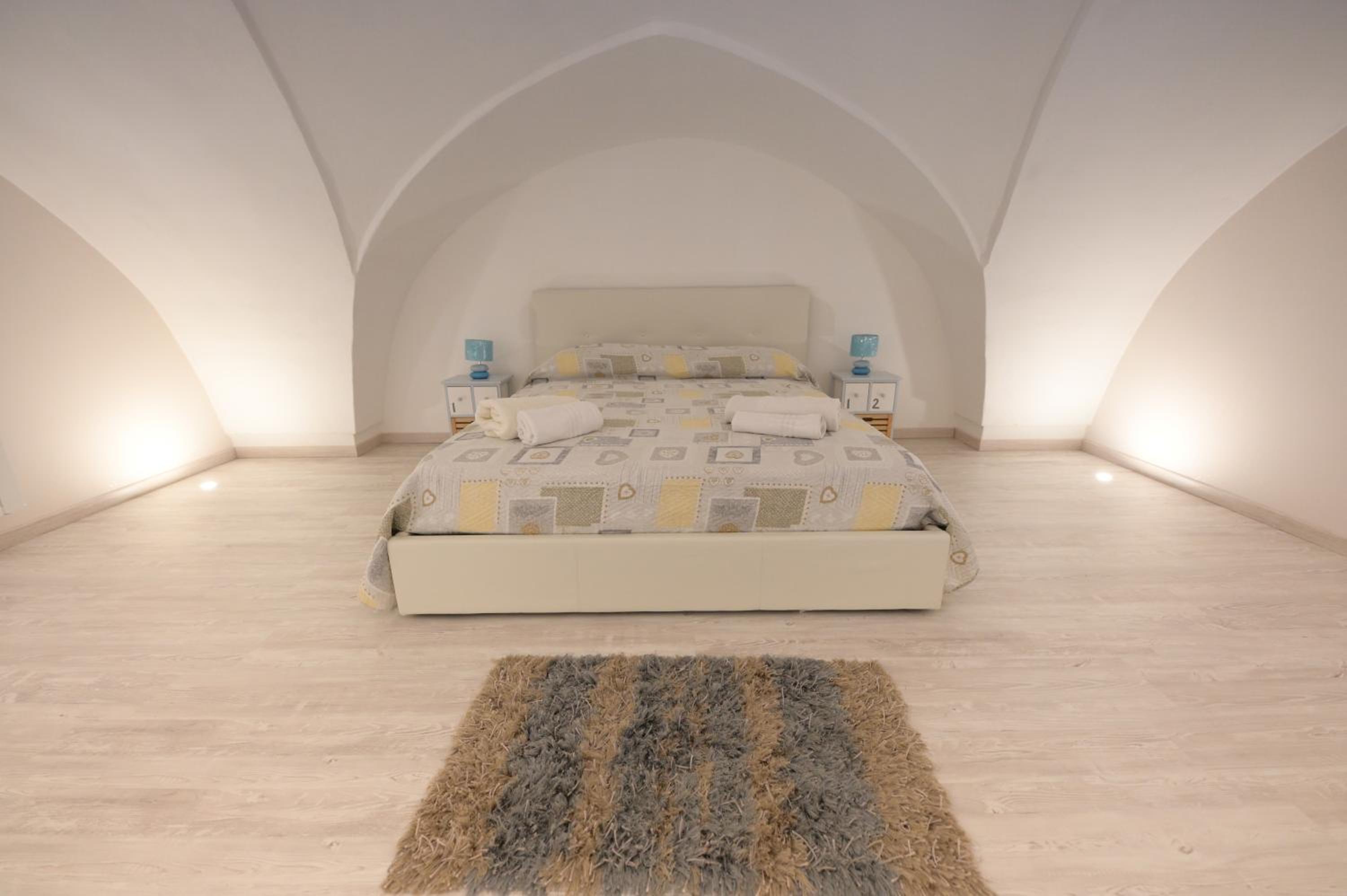 BED CASA VACANZA VIA GALLIPOLI - CORTE BARI view 4
