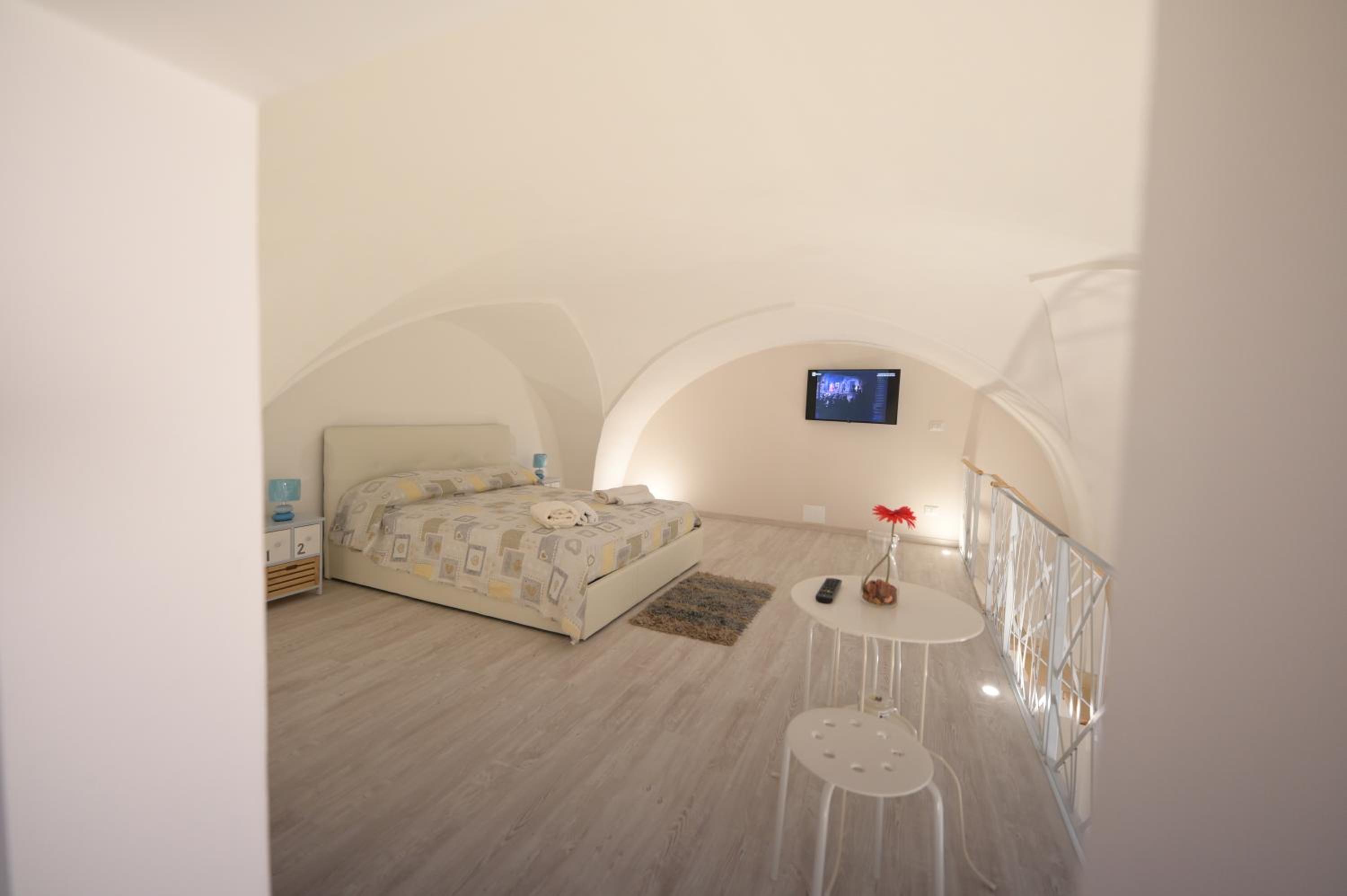 BED CASA VACANZA VIA GALLIPOLI - CORTE BARI view 3