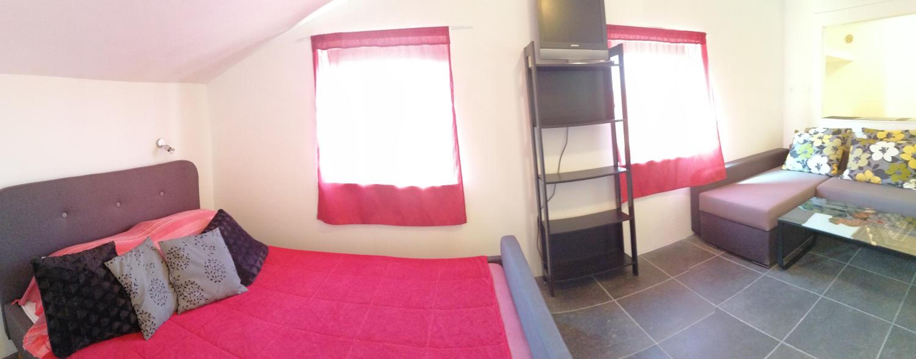 Gracia Apartments