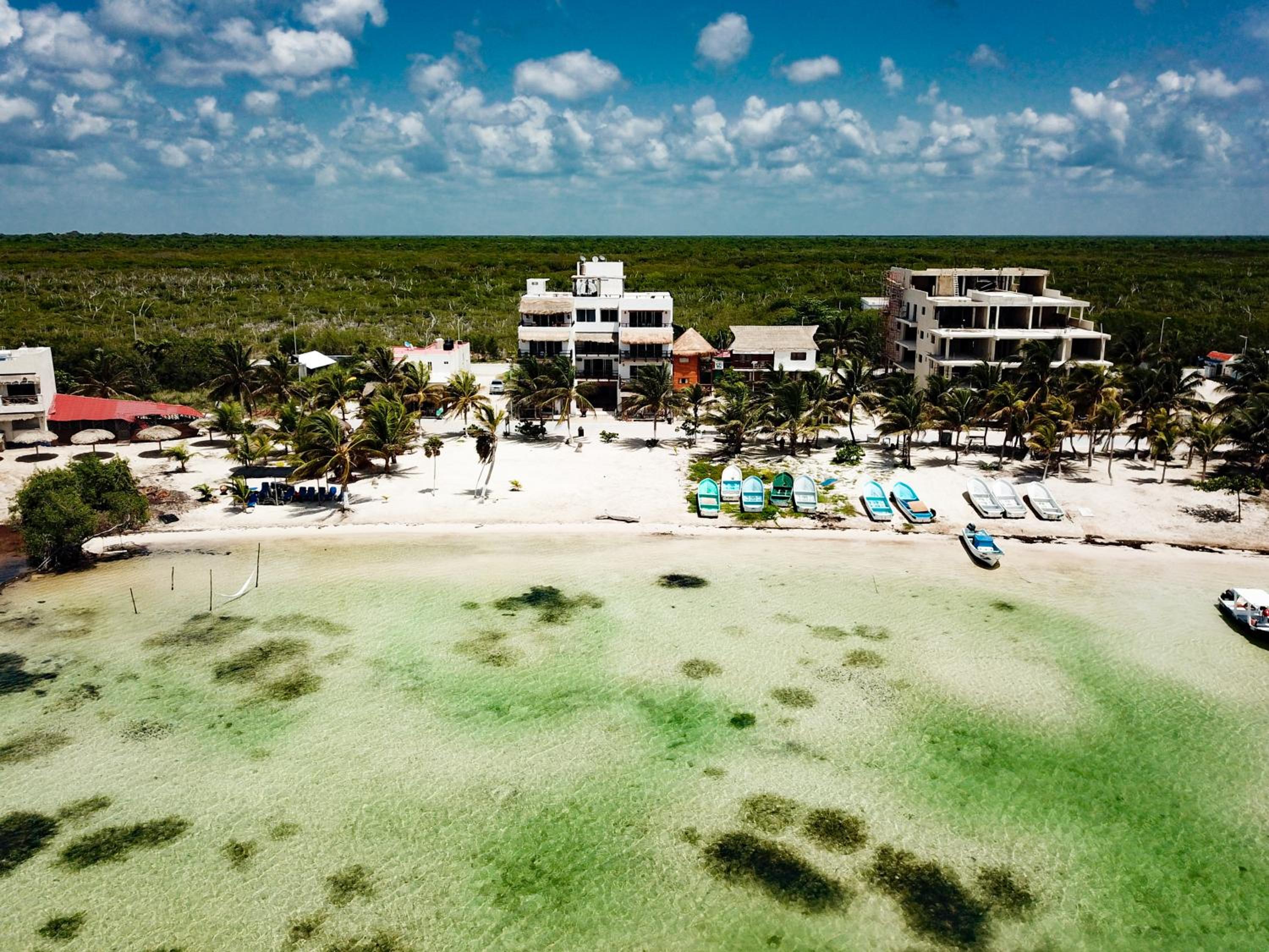 Hotel Caribe Dream Private Beach - Image 1