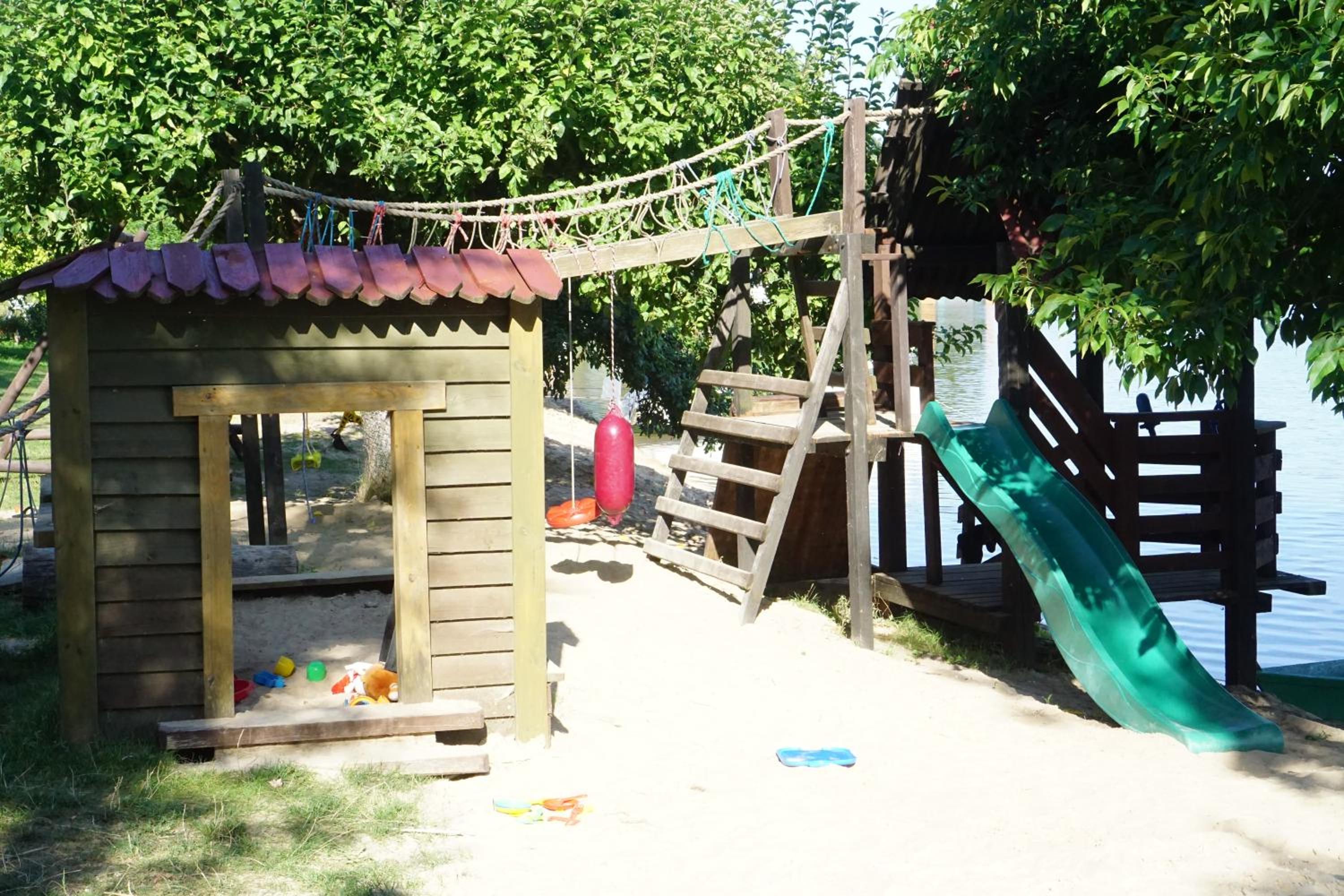 Photo 15