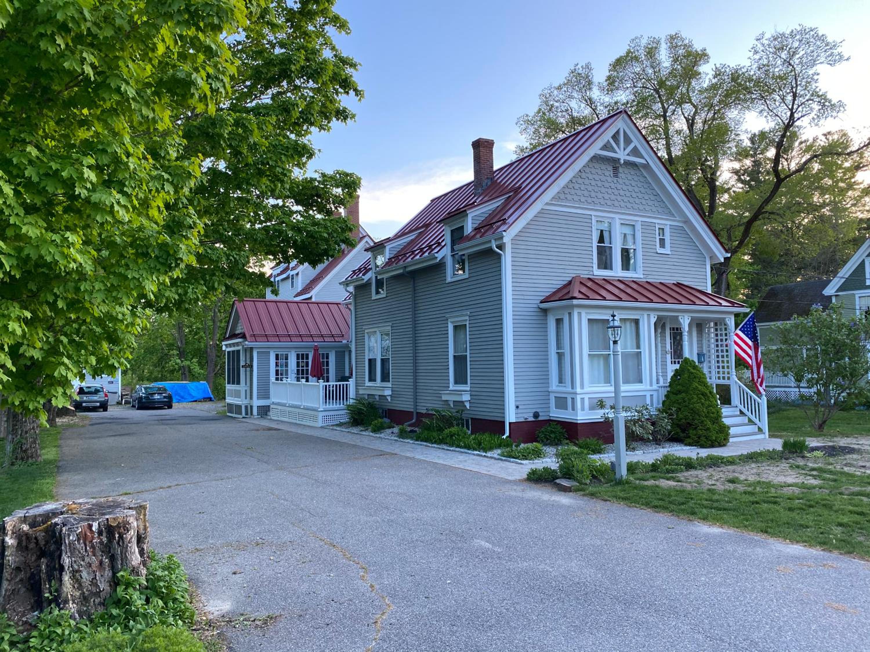 James Place Inn Bed and Breakfast view 2
