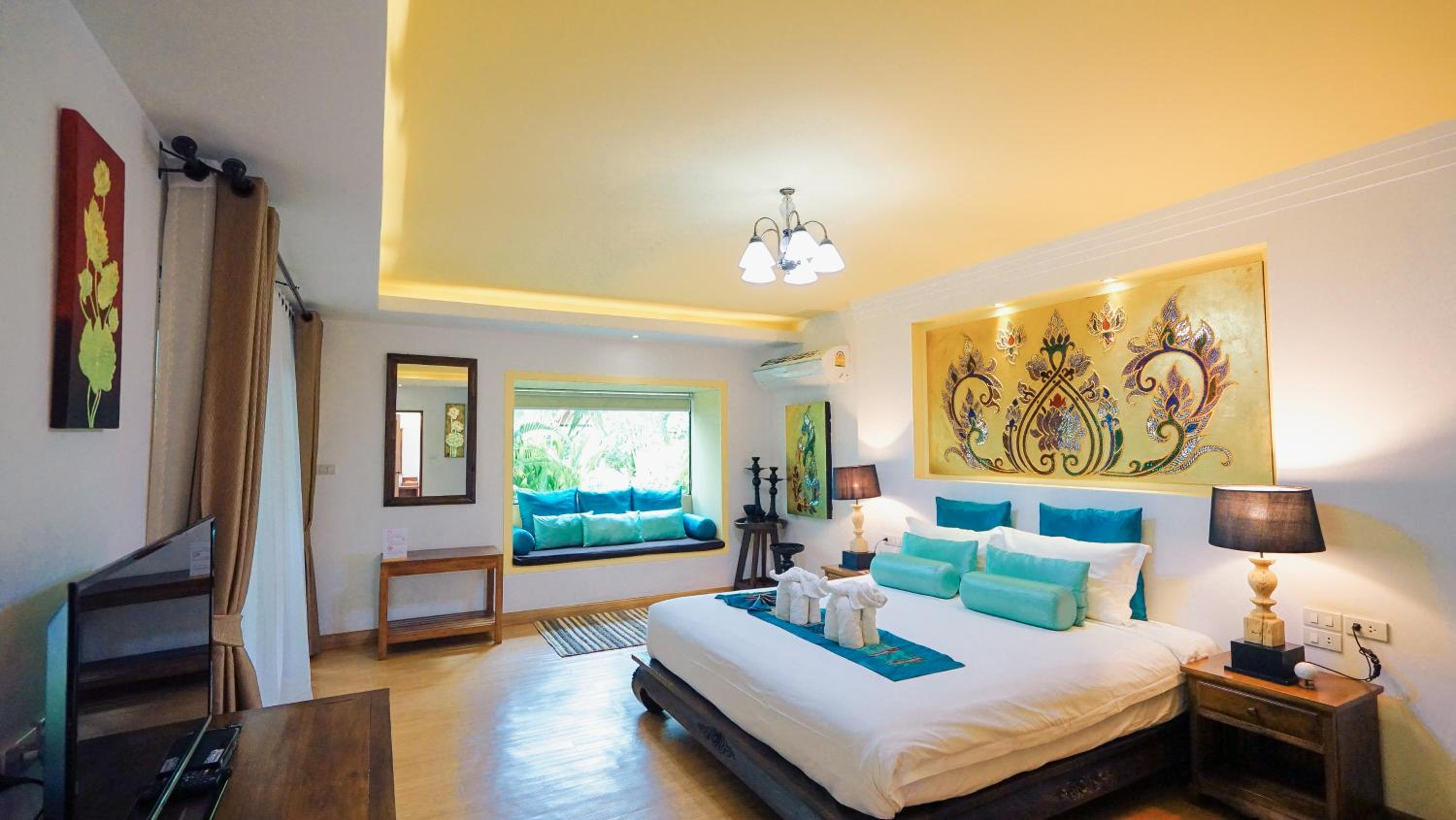 E-outfitting Boutique Chiang Mai