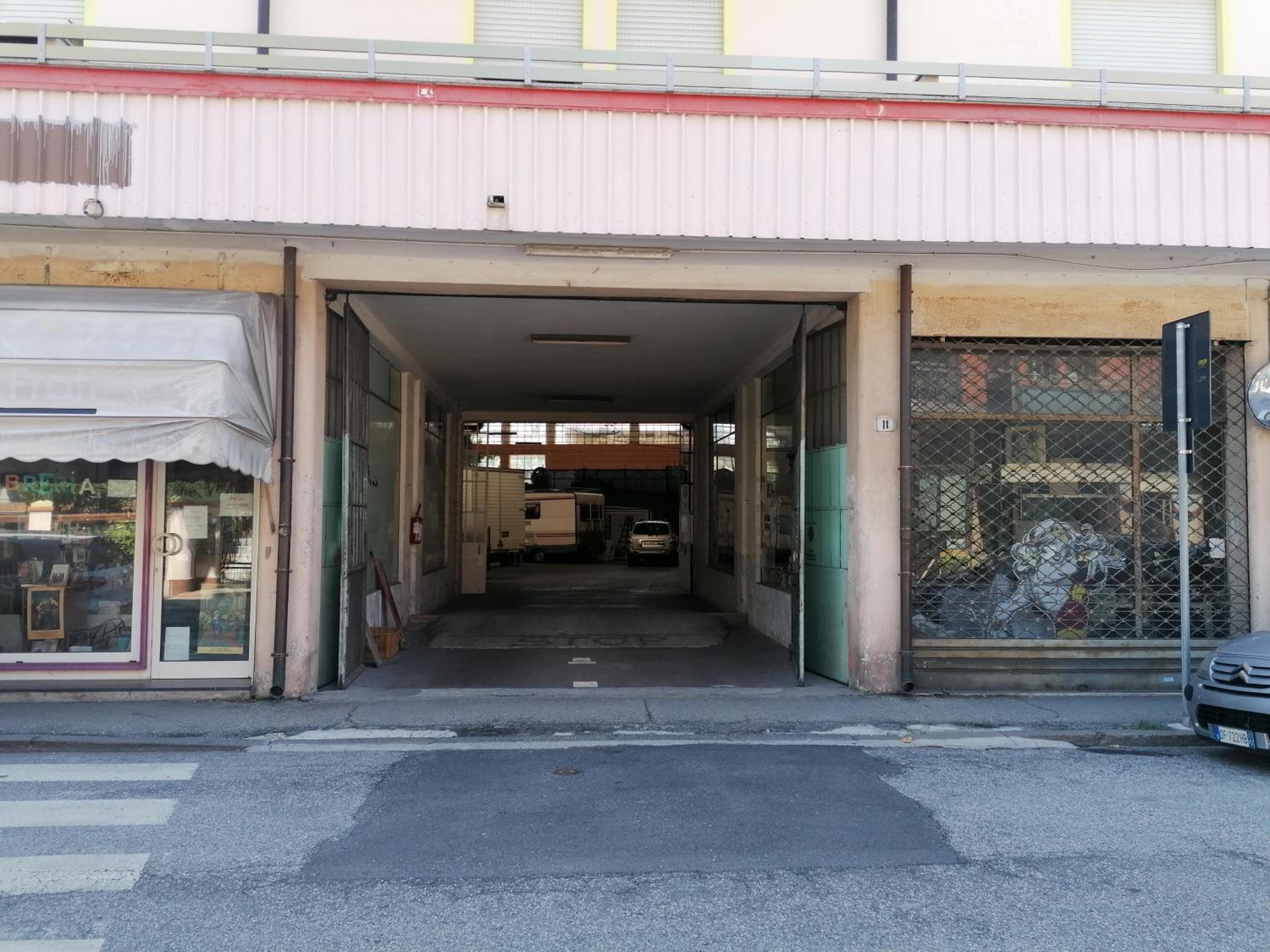 Photo 41