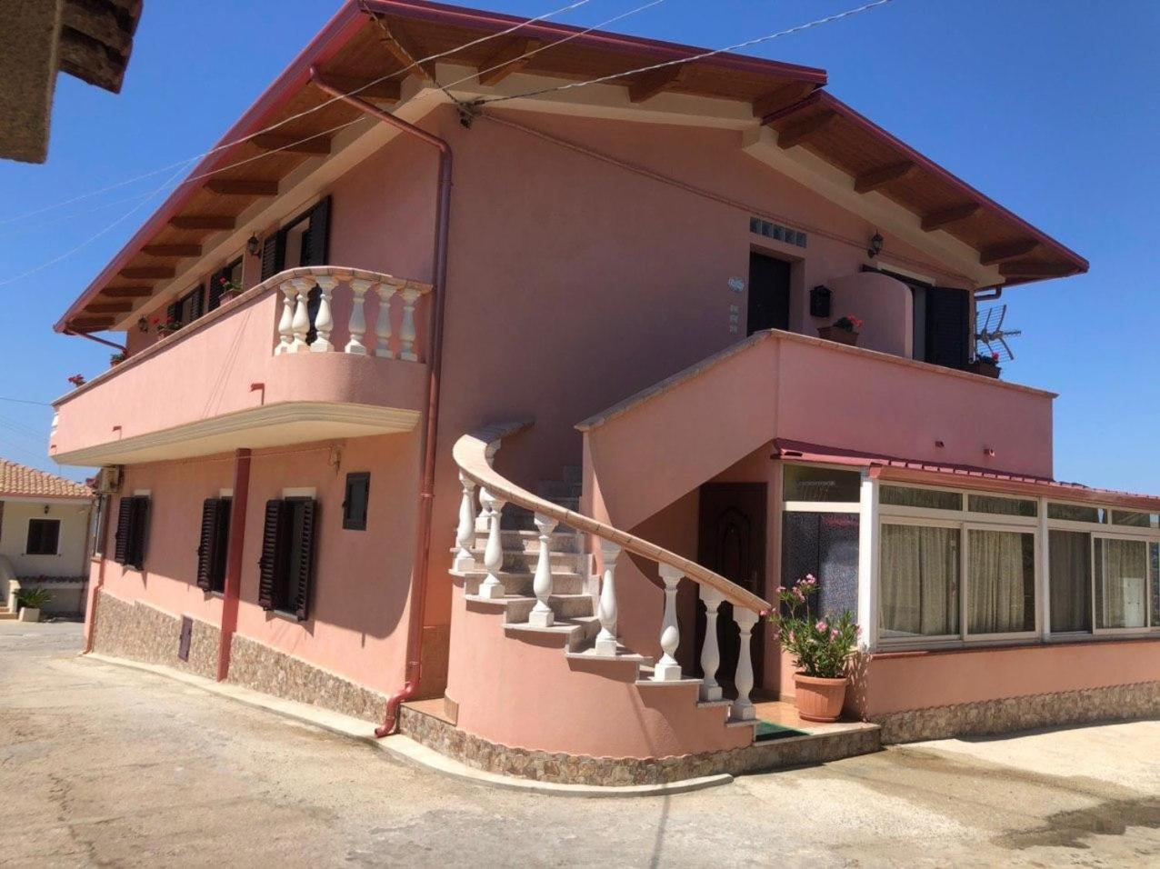 Villa Rosa view 3